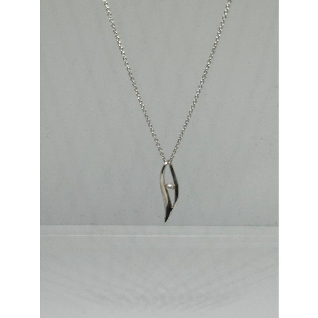 Other Kit Heath Sterling Pearl Leaf Pendant Necklace KH 18" Size ONE SIZE - 4 Thumbnail