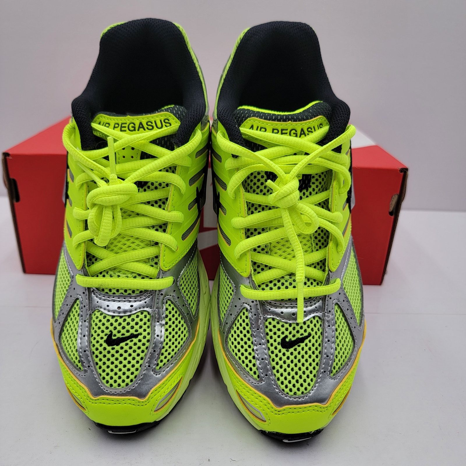 Nike Nike Air Pegasus 2K5 'Volt' Women's Size 7 - New in Box Size US 7 / IT 37 - 4 Thumbnail