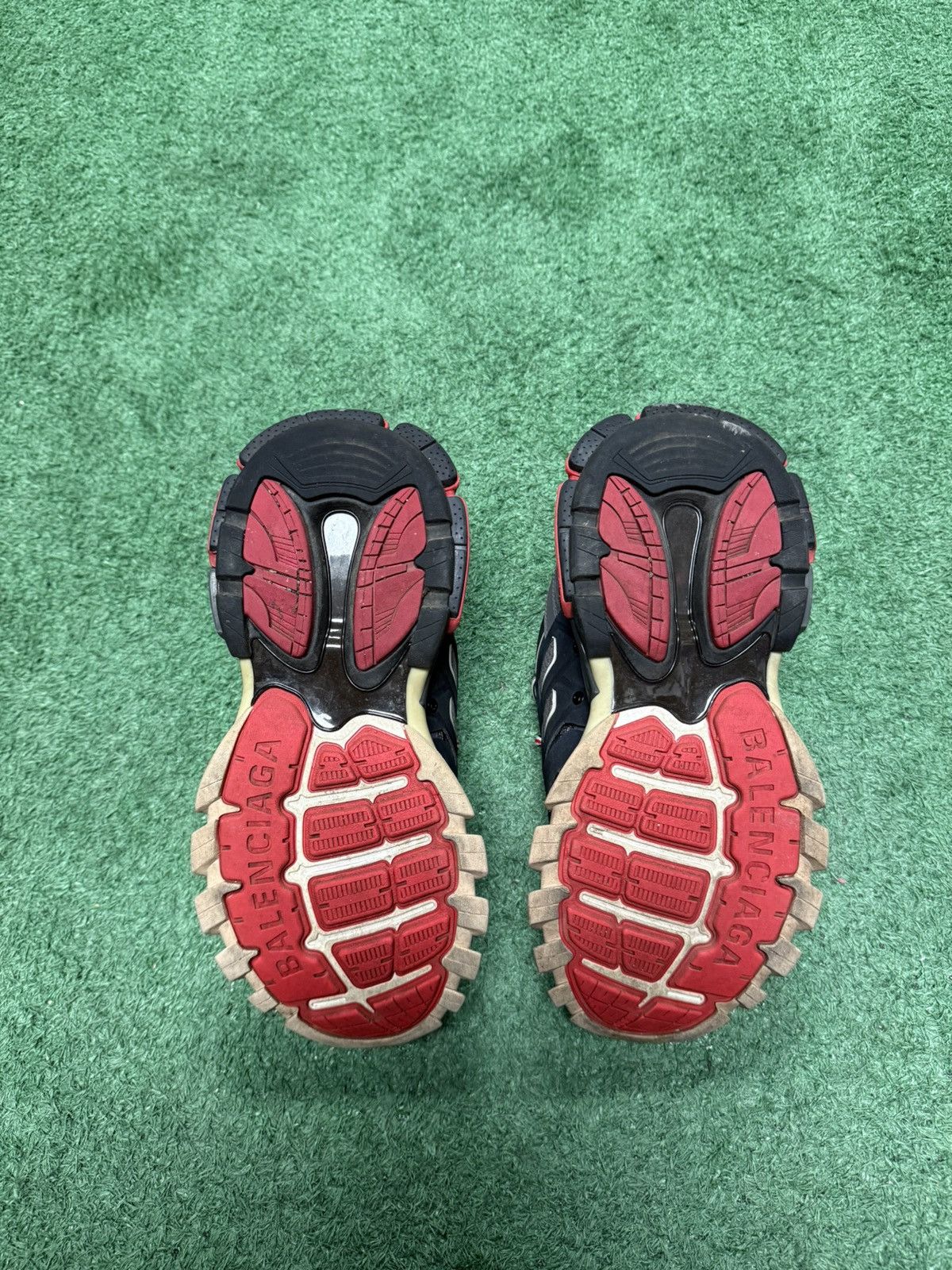 Balenciaga Balenciaga track sneakers size 40 Size US 7 / EU 40 - 6 Thumbnail