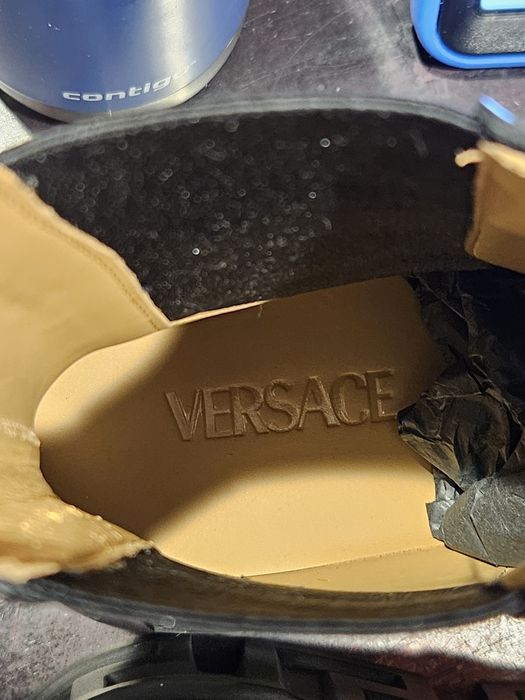 greca labyrinth boots