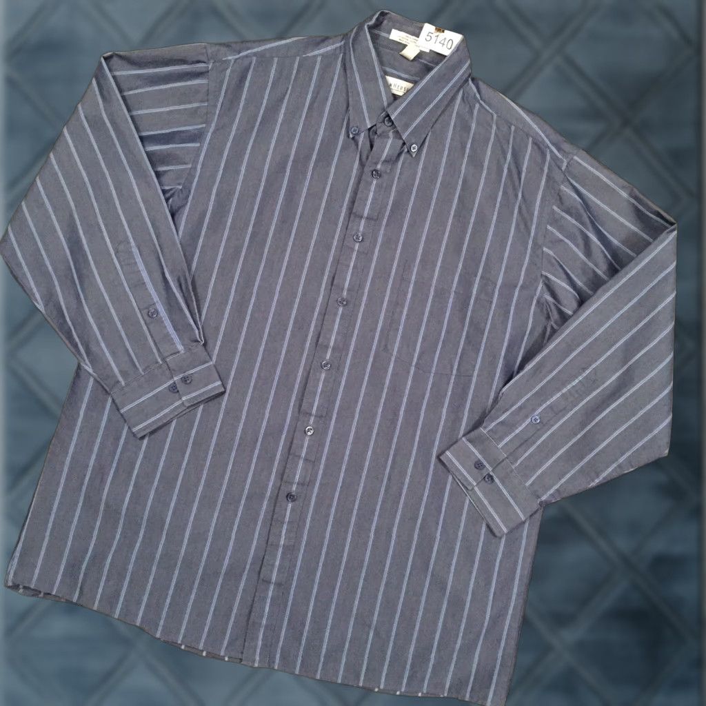 Van Heusen Van Heusen Shirt Mens L Blue Striped Long Sleeve Button-Up Shirt Size US L / EU 52-54 / 3 - 1 Thumbnail