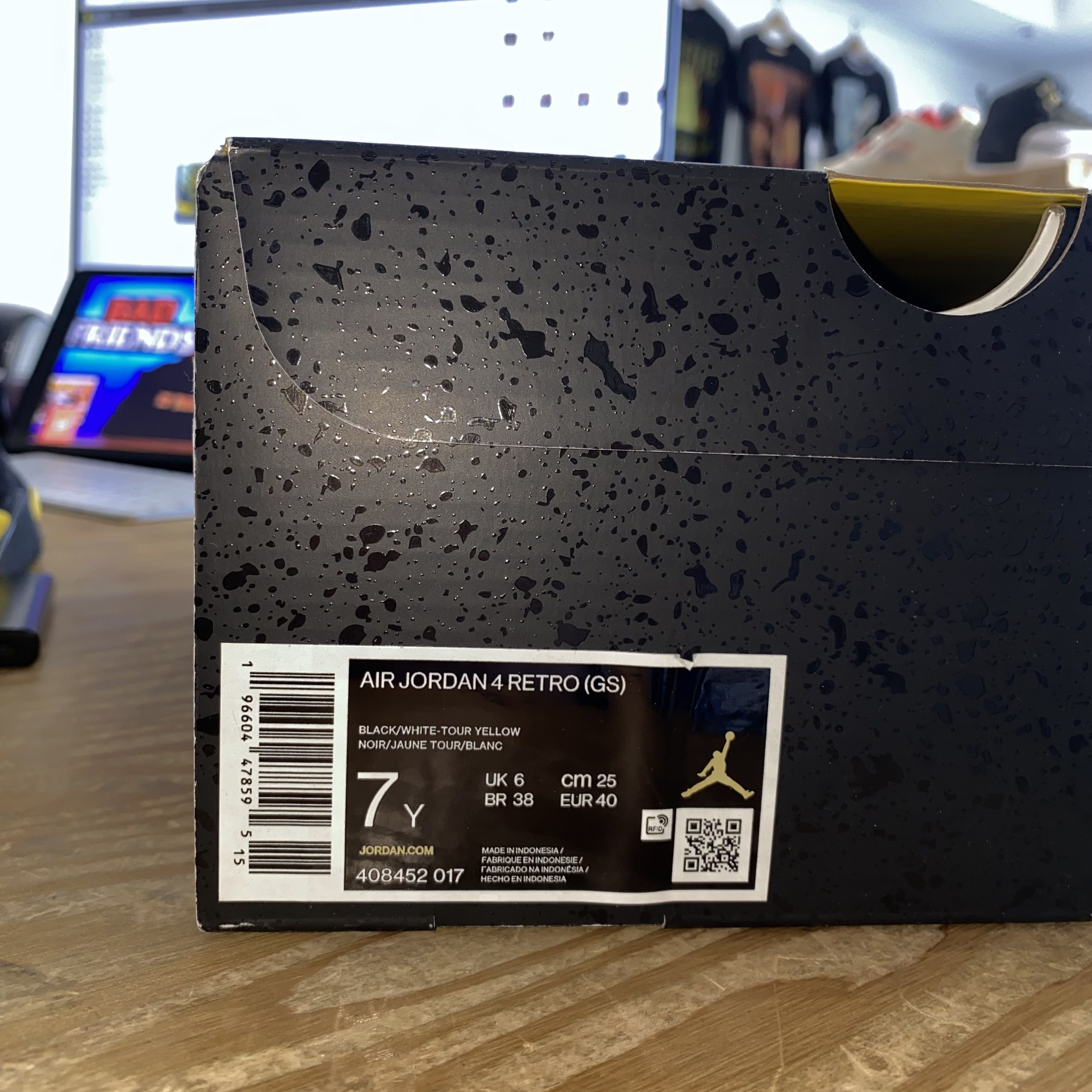 Jordan Brand Jordan 4 Retro Size US 7 / EU 40 - 8 Thumbnail