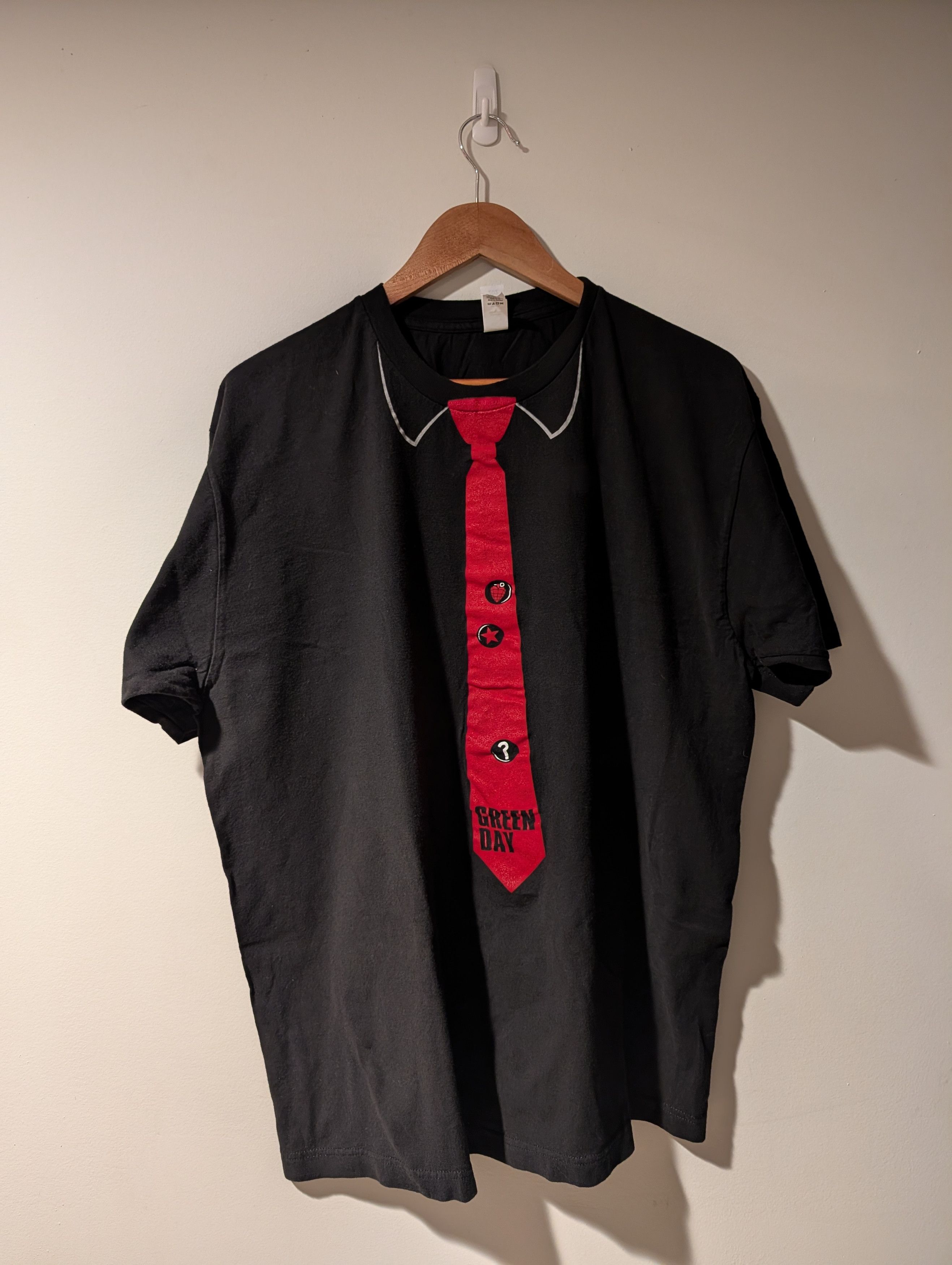 Band Tees Green Day Band Tour Billy Joel Tie Black X-Large T-Shirt Size US XL / EU 56 / 4 - 1 Thumbnail
