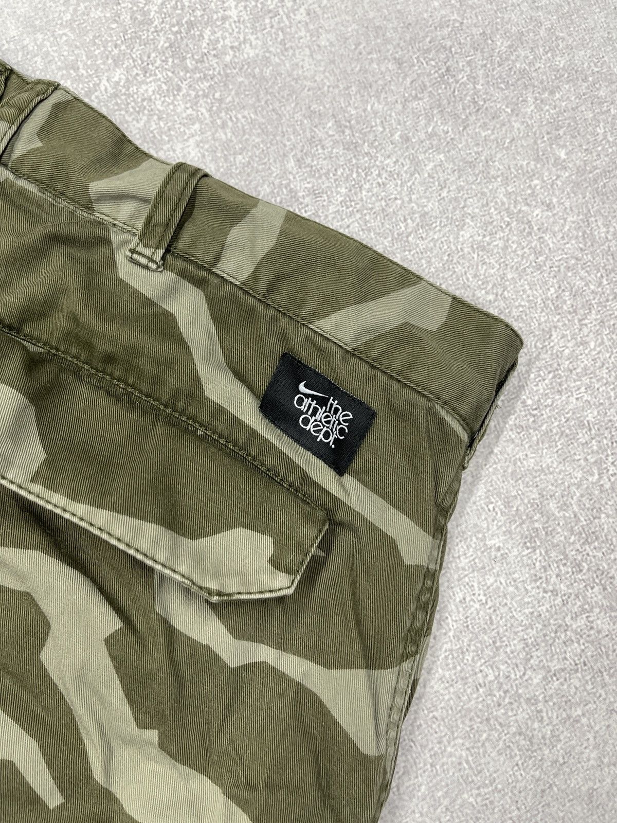 Nike Vintage Nike Military Cargo Shorts Camo Y2K ACG TECH Size M Size US 32 / EU 48 - 7 Thumbnail
