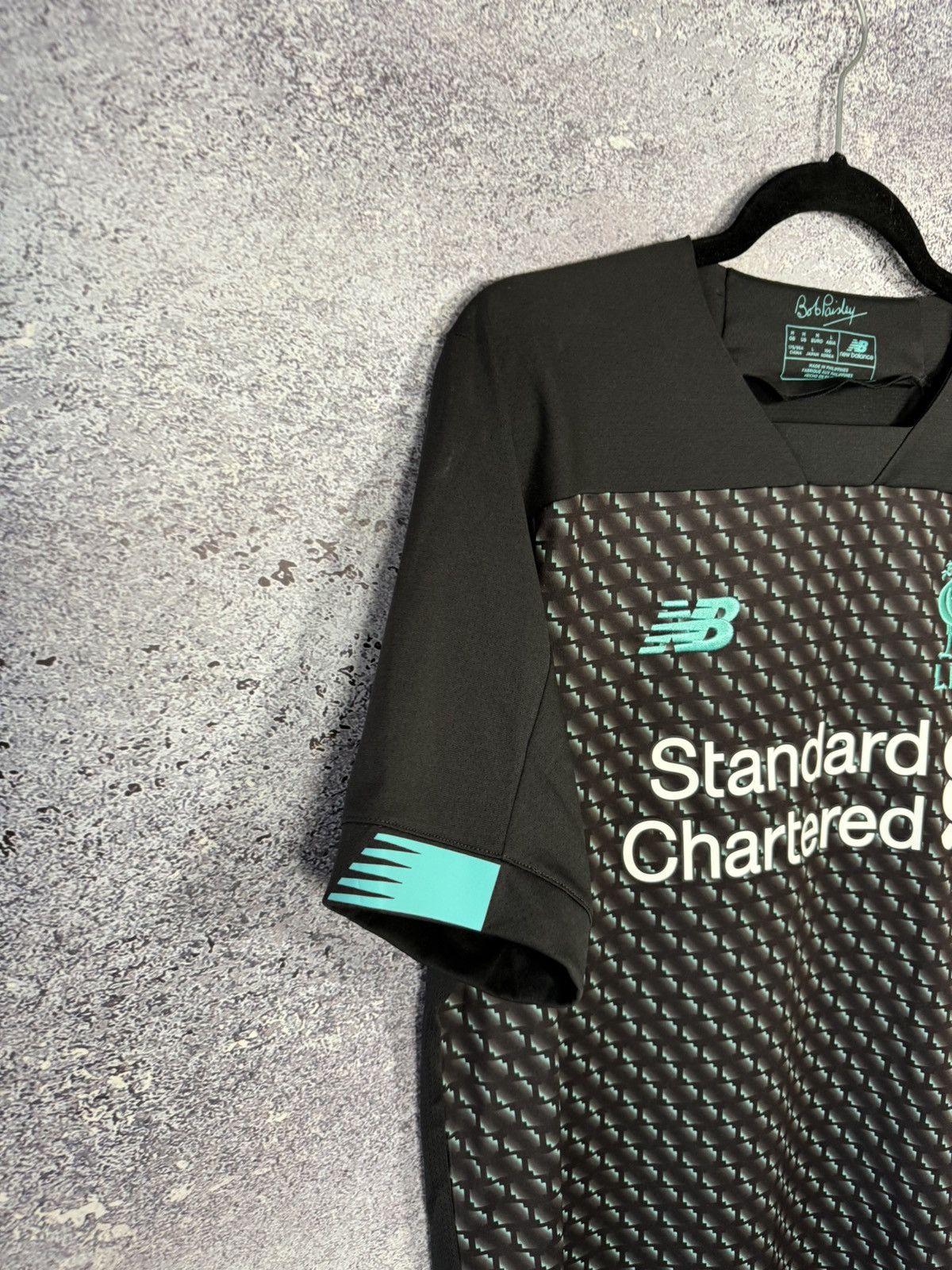 New Balance × Vintage Vintage Liverpool 2019/20 Third New Balance Jersey Blokcore Size US M / EU 48-50 / 2 - 5 Thumbnail