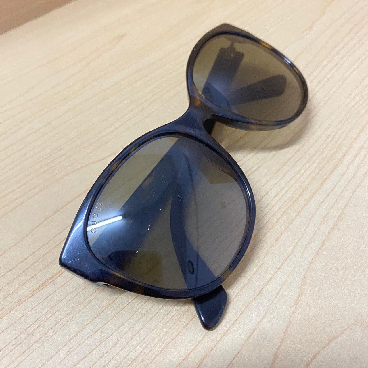 Gucci Gucci Women's Sensual Romantic GG0097S Fashion Cat Eye Size ONE SIZE - 1 Thumbnail