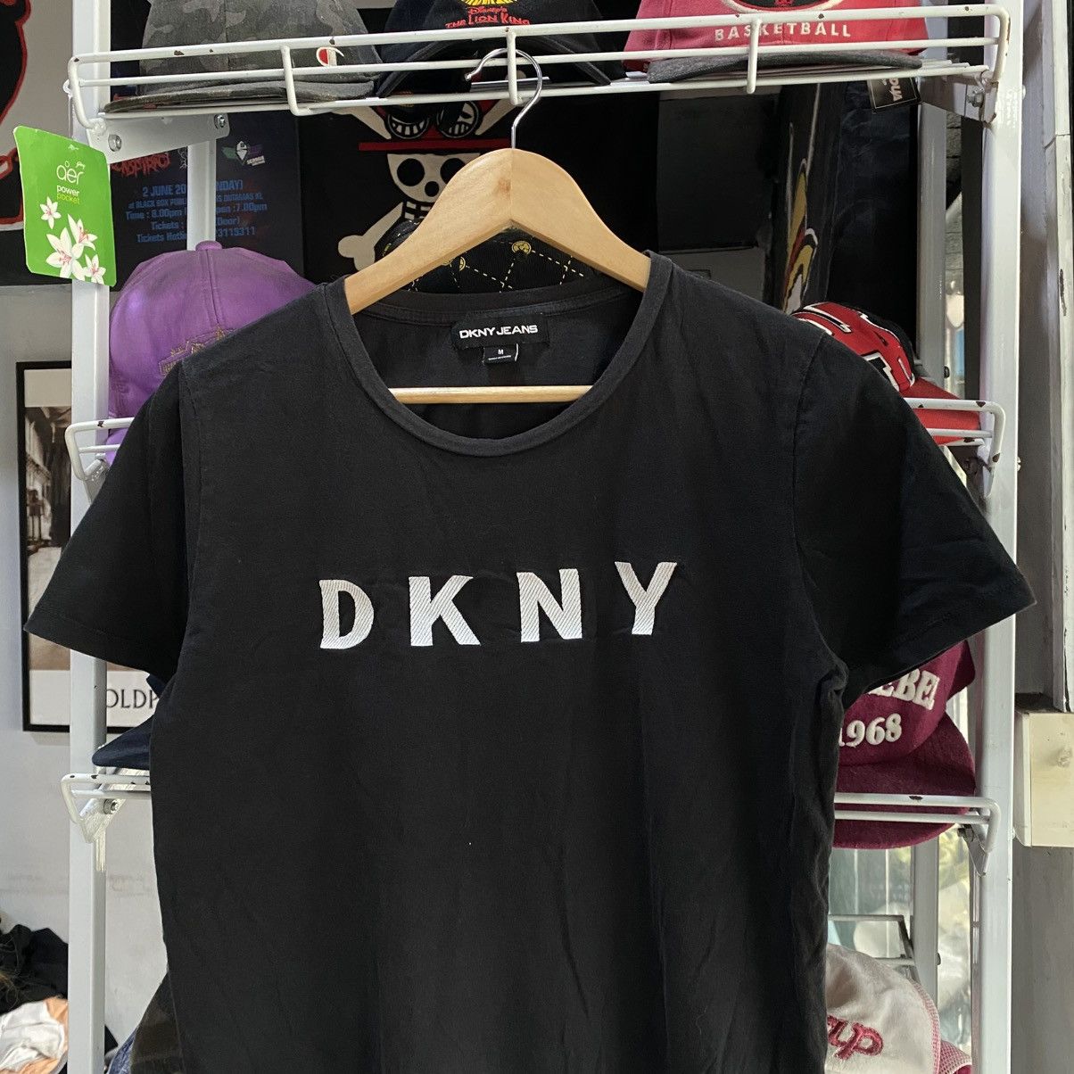 DKNY × Vintage Vintage Y2K DKNY Jeans Logo Embroided T Shirts Size US S / EU 44-46 / 1 - 3 Thumbnail