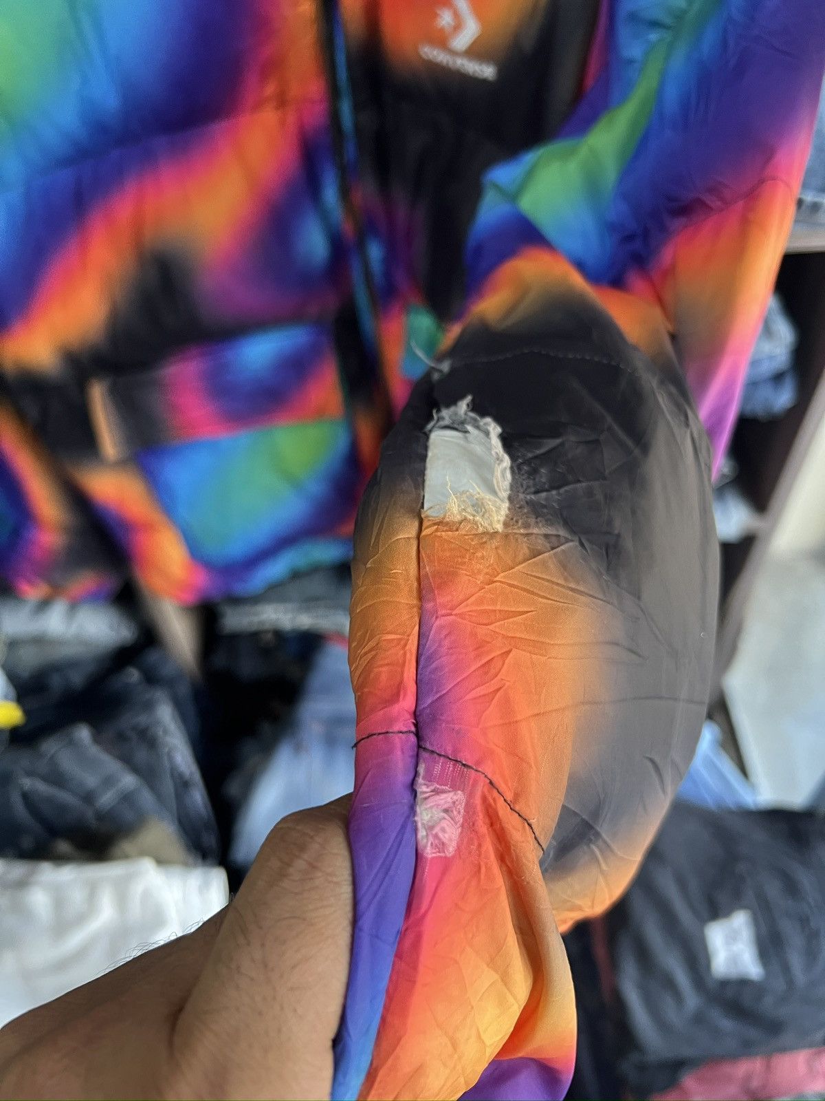 Converse 🔥Rare Distressed Converse Multicolor Puffer Jacket Size US L / EU 52-54 / 3 - 10 Thumbnail