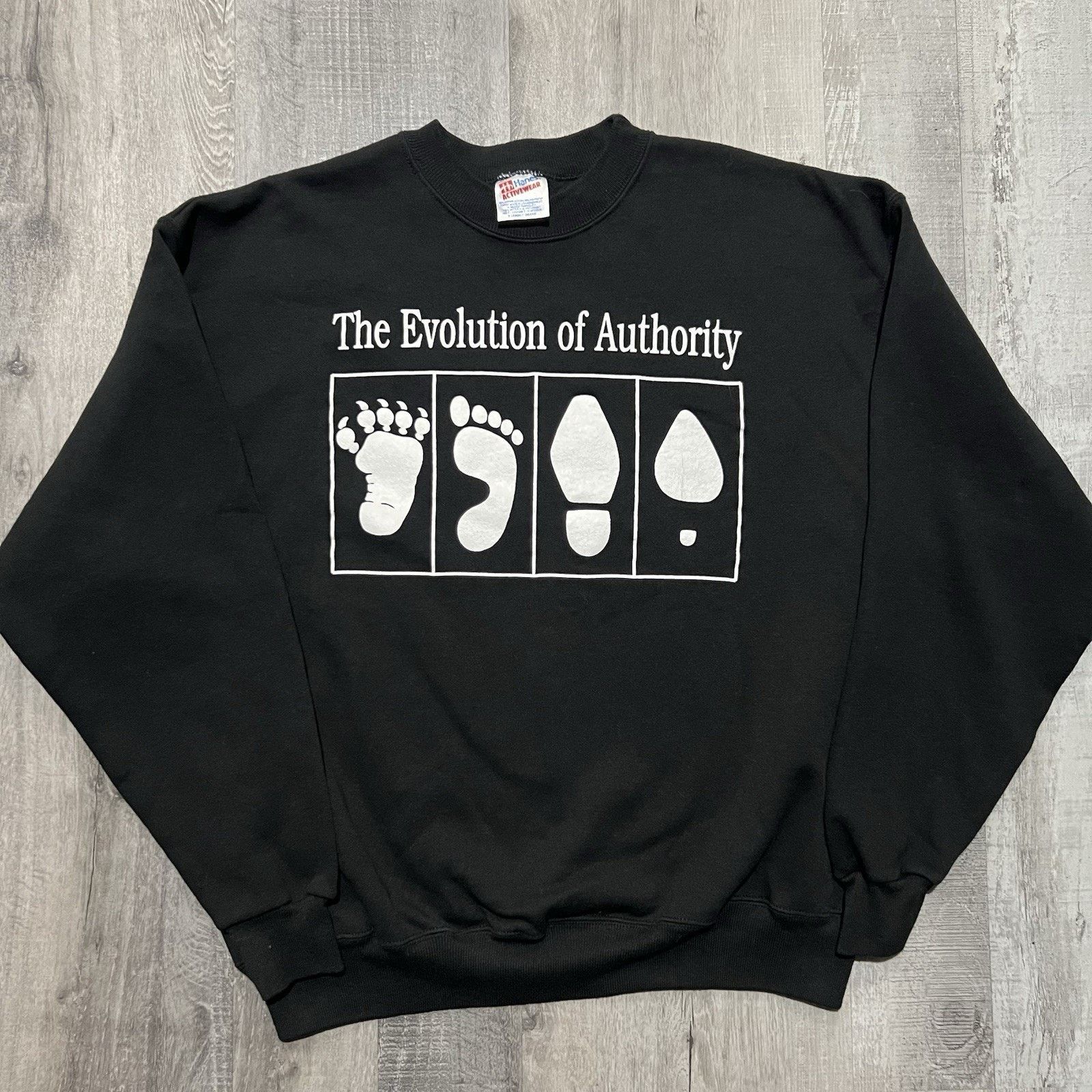 Hanes VTG The Evolution Of Authority Black 90s Comedy Sweatshirt Size US XL / EU 56 / 4 - 1 Thumbnail