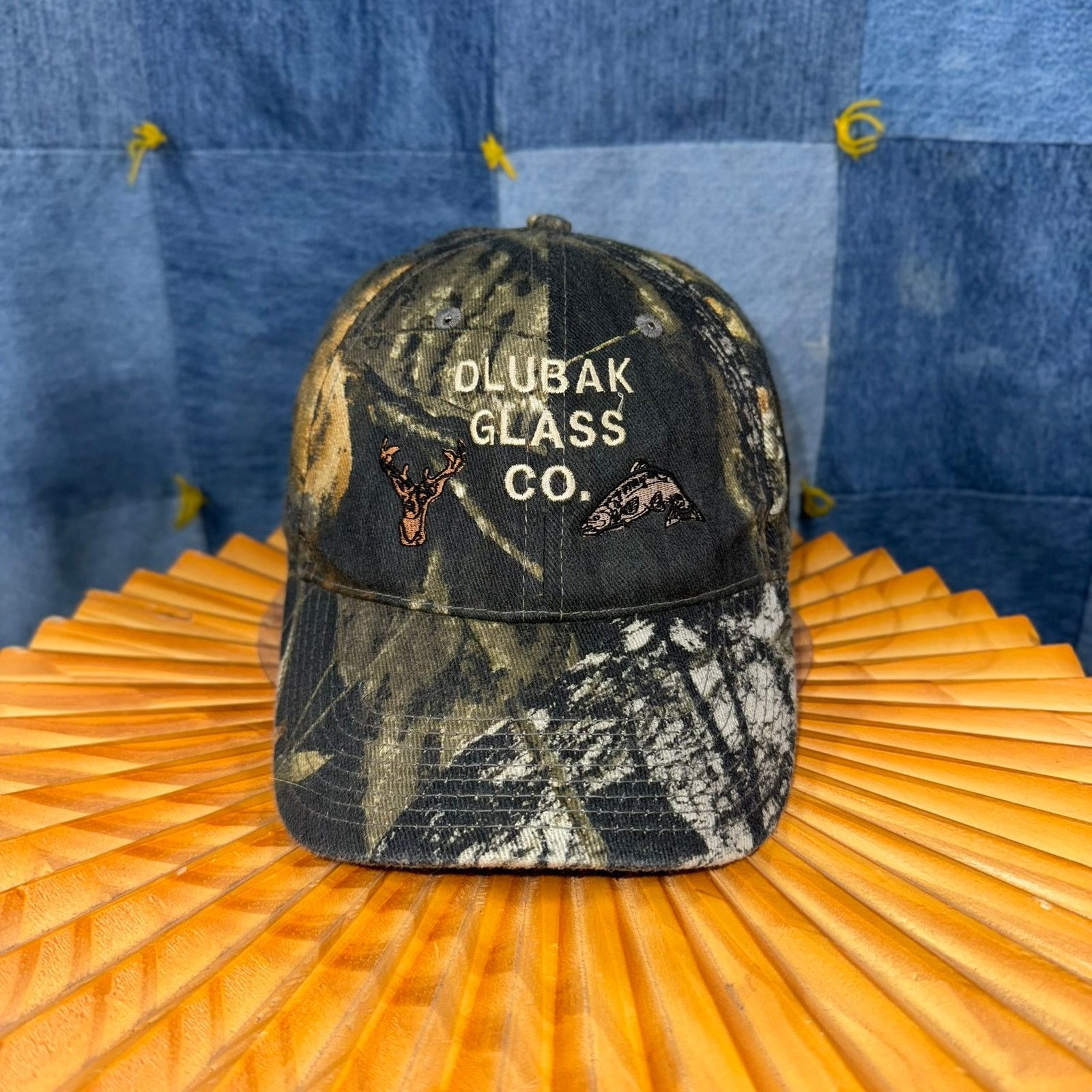 Vintage OSFA - Vintage Y2K DLUBAK glass CO. 2000s real tree camo hat Size ONE SIZE - 1 Thumbnail