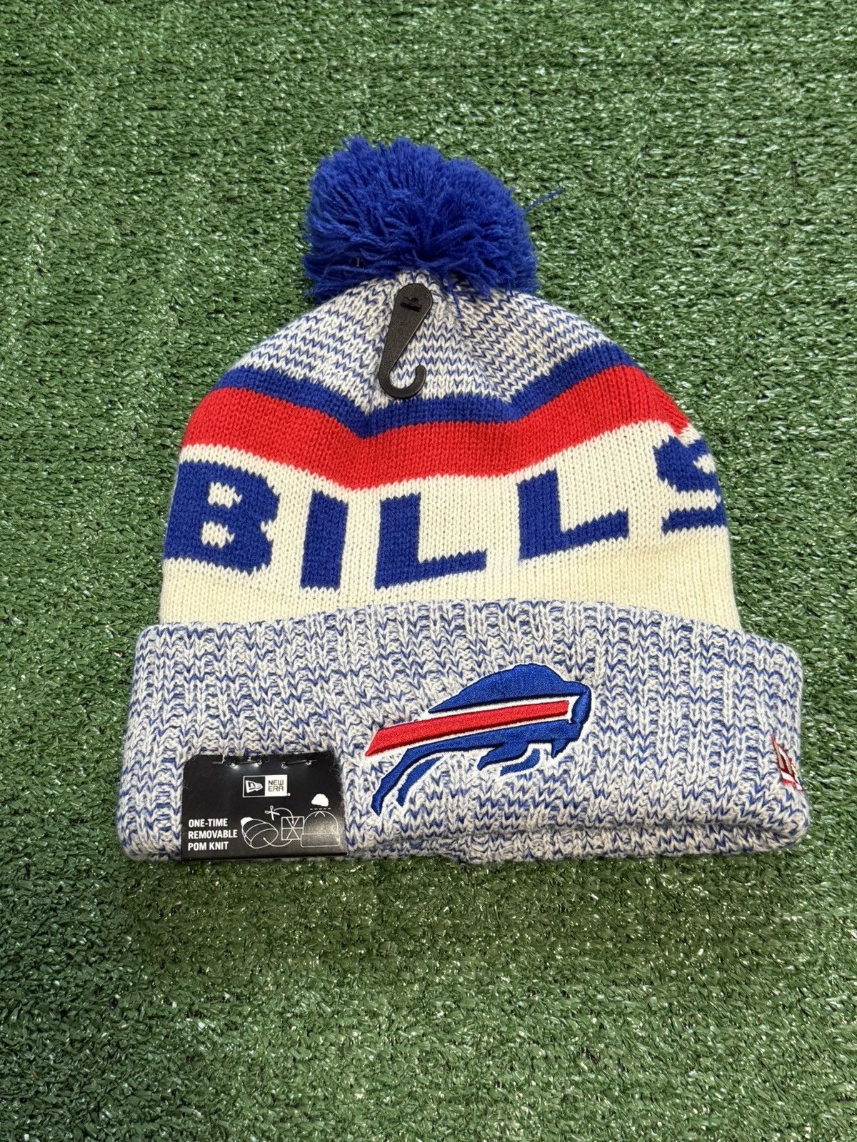 New Era Buffalo Bills Beanie Official Sideline Knit Hat With Pom Size ONE SIZE - 1 Thumbnail