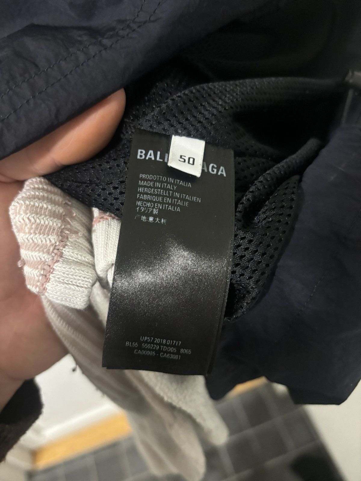 Balenciaga Logo windbreaker Size US XL / EU 56 / 4 - 3 Thumbnail