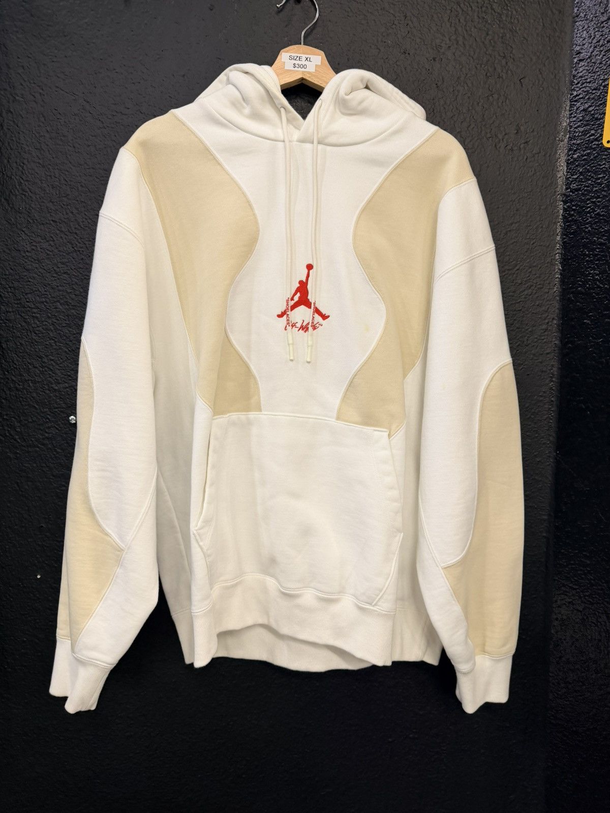 Jordan Brand × Off-White Jordan x Off white two tone cream/white arrows hoodie Size US XL / EU 56 / 4 - 2 Thumbnail