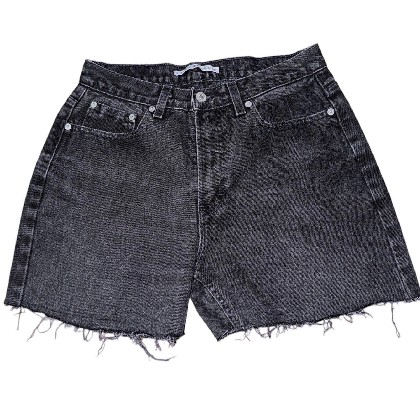 Tommy Hilfiger Vtg Tommy Hilfiger Black Denim Flag Logo Cut Off Shorts 10 Size 32" / US 10 / IT 46 - 1 Thumbnail