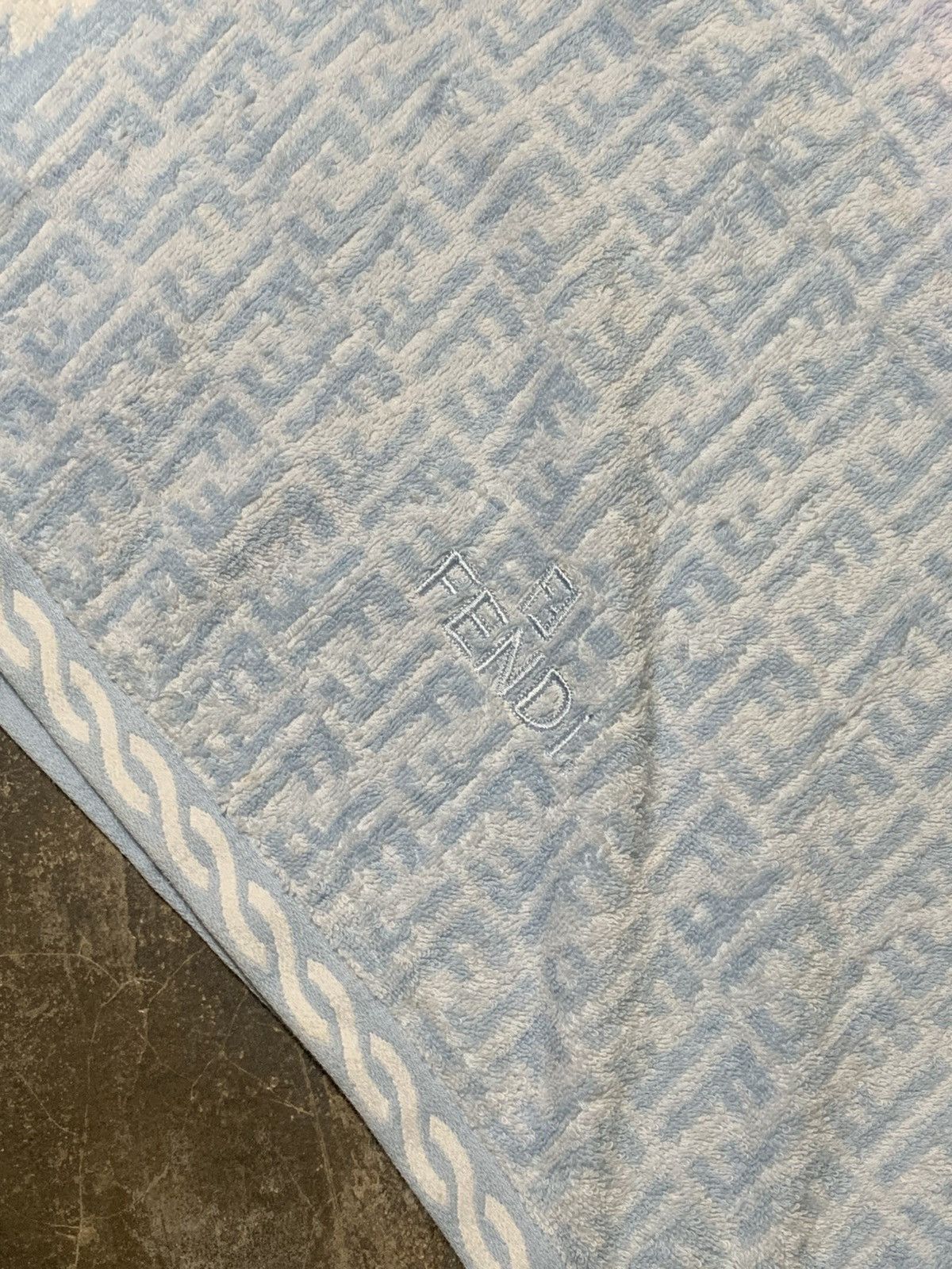 Fendi Fendi monogram big towel Size ONE SIZE - 2 Thumbnail