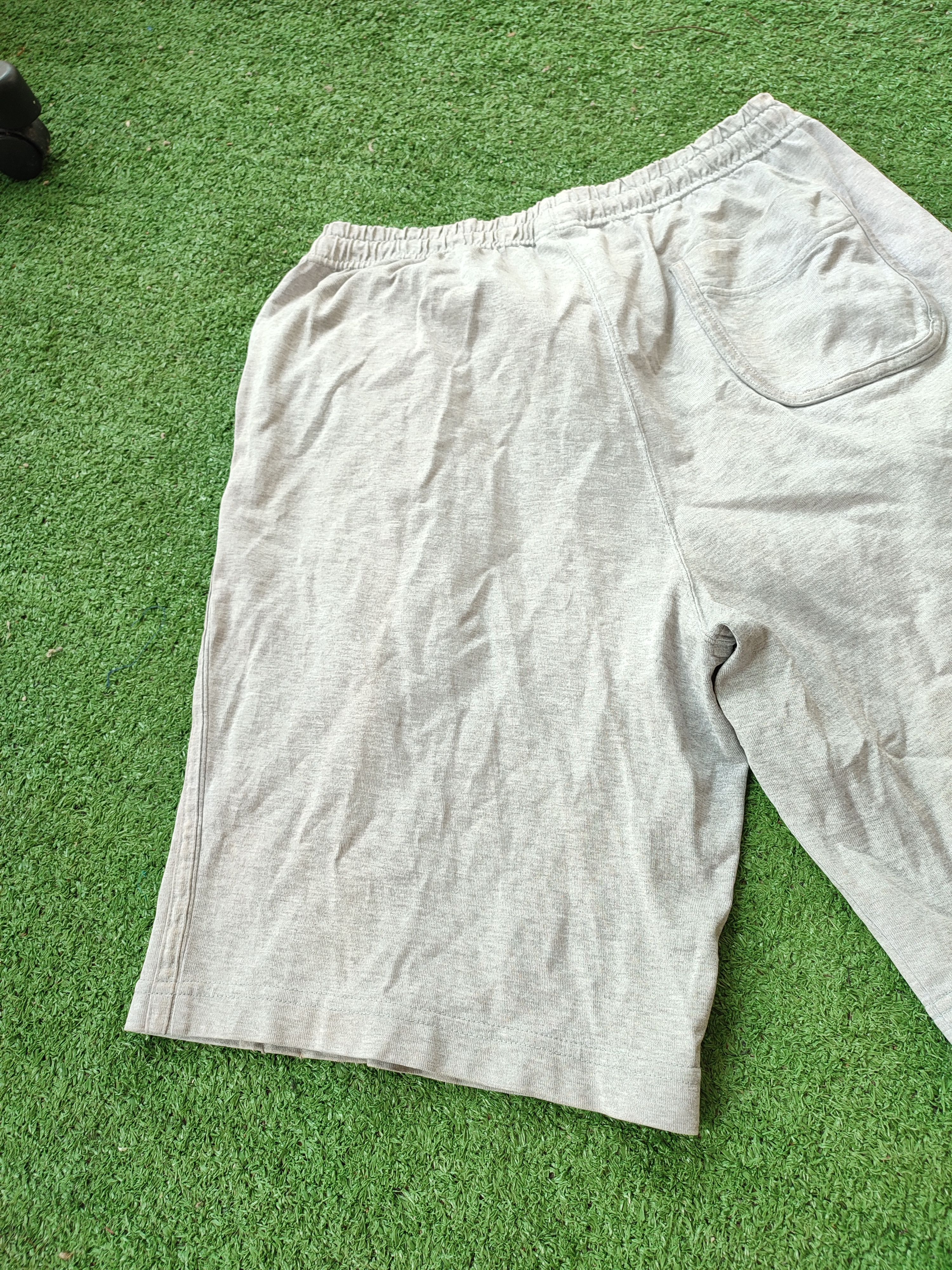 Nike 💥Y2K💥 NIKE SMALL SWOOSH SHORT PANT Size US 33 - 8 Thumbnail