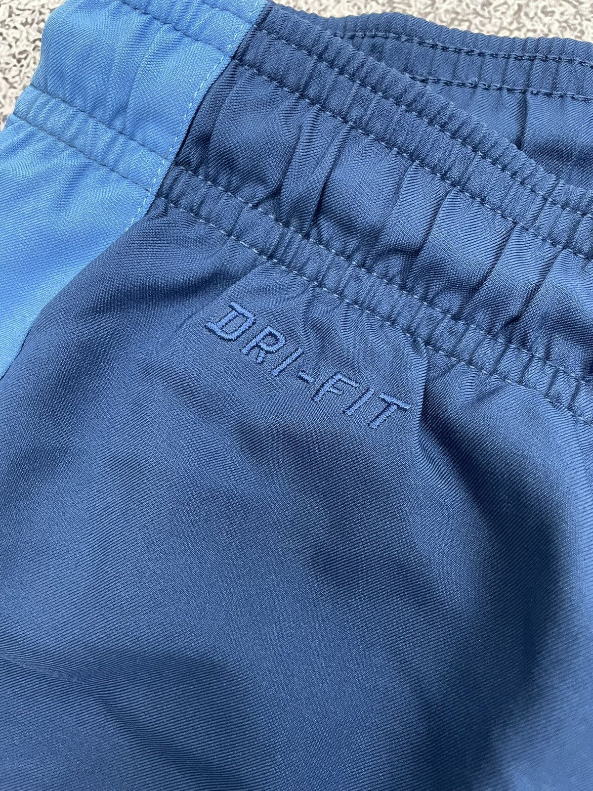 Other France 2012 2013 Home Football Soccer Shorts Nike L Men #10 Size US 34 / EU 50 - 5 Thumbnail