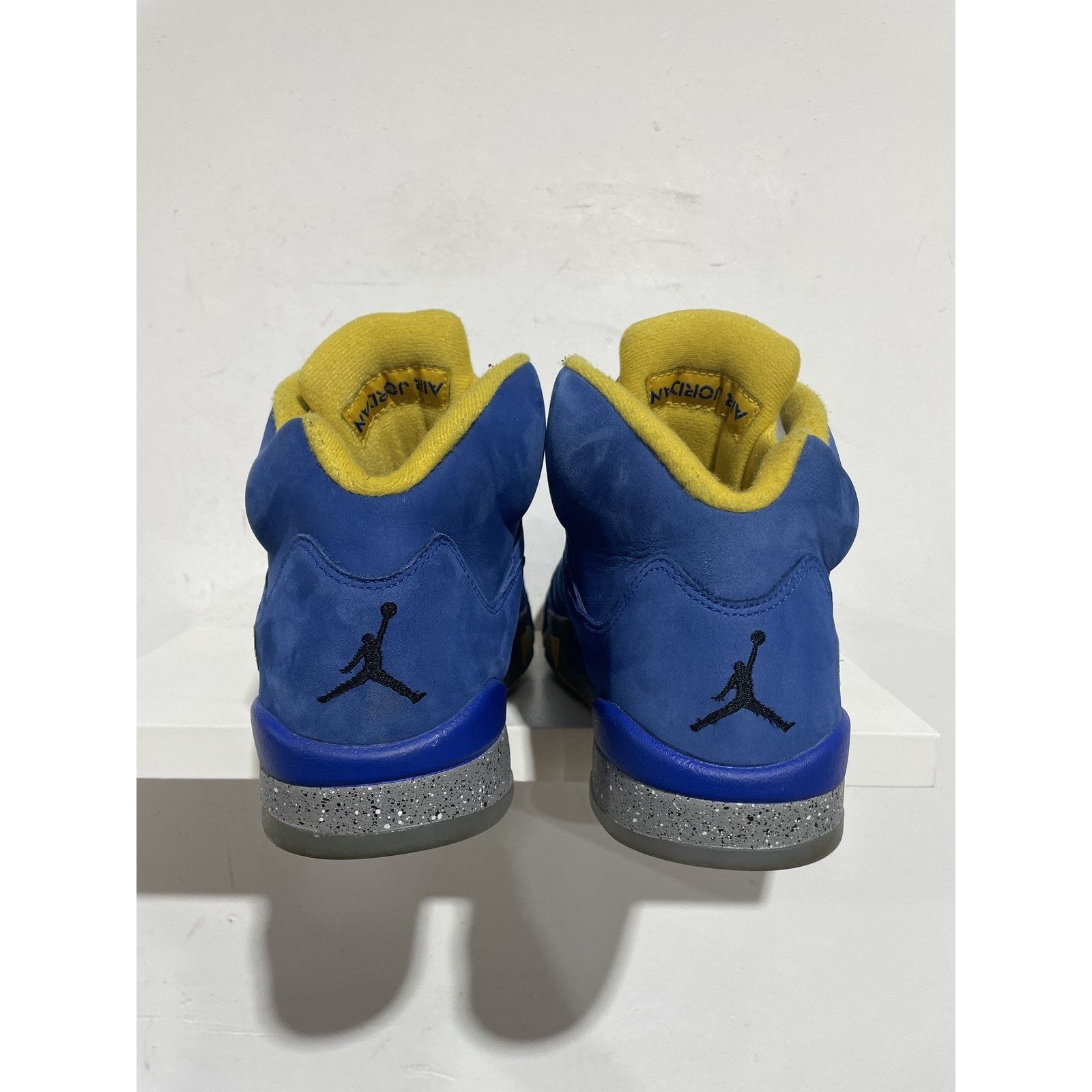 Jordan Brand JORDAN 5 LANEY VASITY ROYAL SIZE 10 PREOWNED Size US 10 / EU 43 - 4 Thumbnail