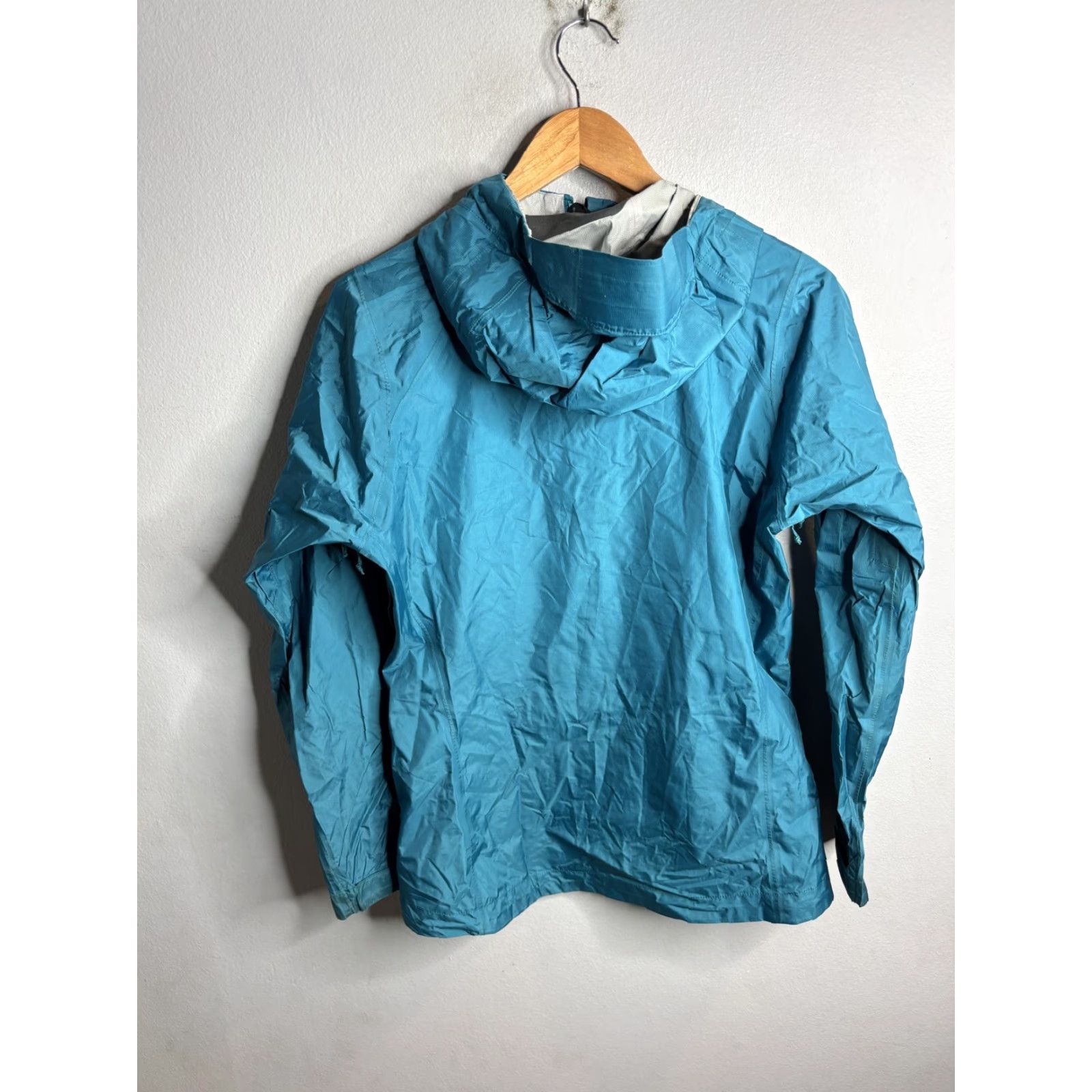 Patagonia Patagonia Jacket Womens XS Blue Hooded Lightweight Windbreaker Full Zip Nylon Jacket Size XS / US 0-2 / IT 36-38 - 5 Thumbnail