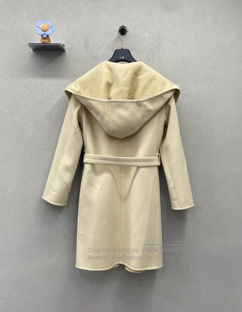 Louis Vuitton Louis Vuitton Beige hooded midi coat Size XS / US 0-2 / IT 36-38 - 2 Thumbnail
