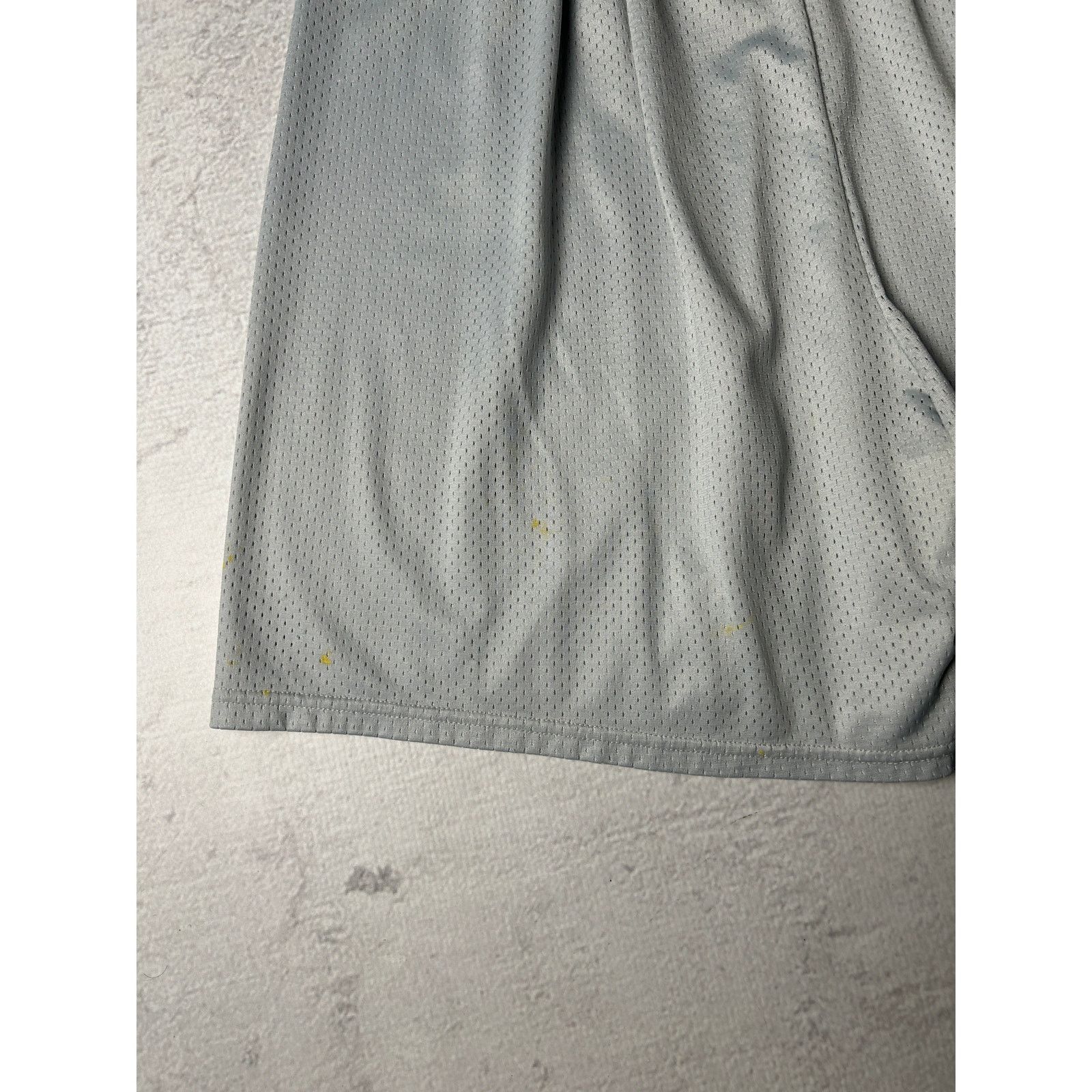 Nike Vintage 90s Nike Grey Athletic Shorts - Men's Large Size US 30 / EU 46 - 4 Thumbnail