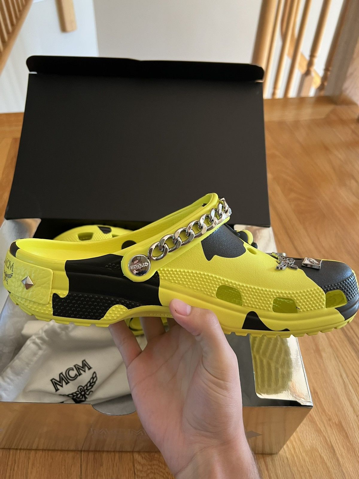MCM MCM x Crocs Size US 10 / EU 43 - 2 Thumbnail