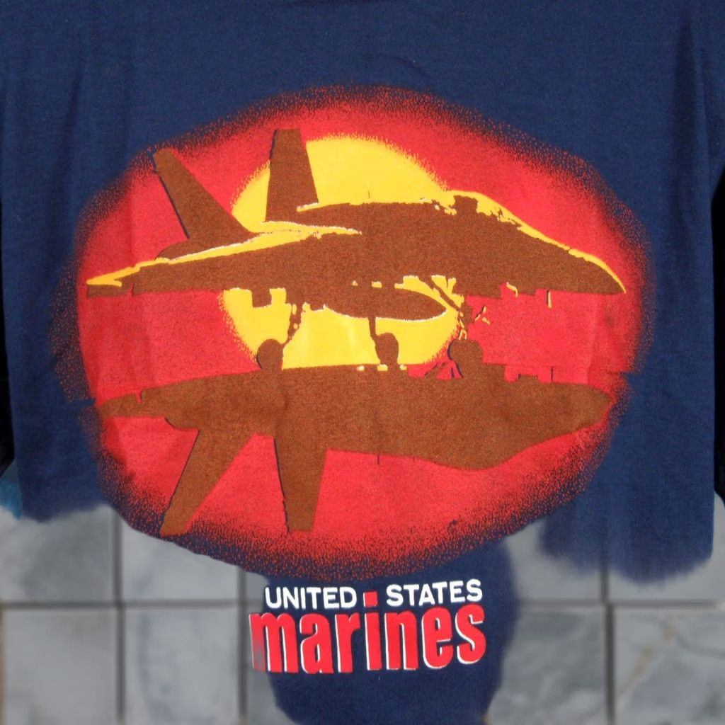 Vintage NOS vtg 80s USMC US MARINE CORPS SUNSET T-Shirt L/XL fighter jet single stitch Shipmenship Size US L / EU 52-54 / 3 - 1 Thumbnail