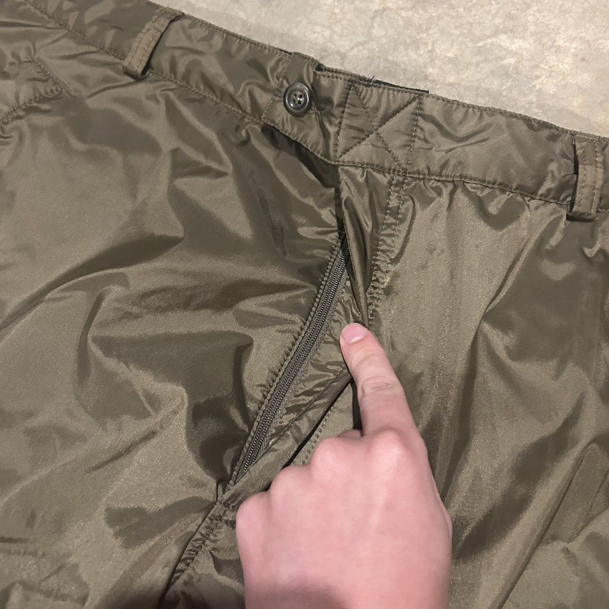 Jean Charles De Castelbajac × Vintage Vintage 1990s Castelbajac Fleece Lined Nylon Baggy Ski Pants Size US 36 / EU 52 - 7 Thumbnail