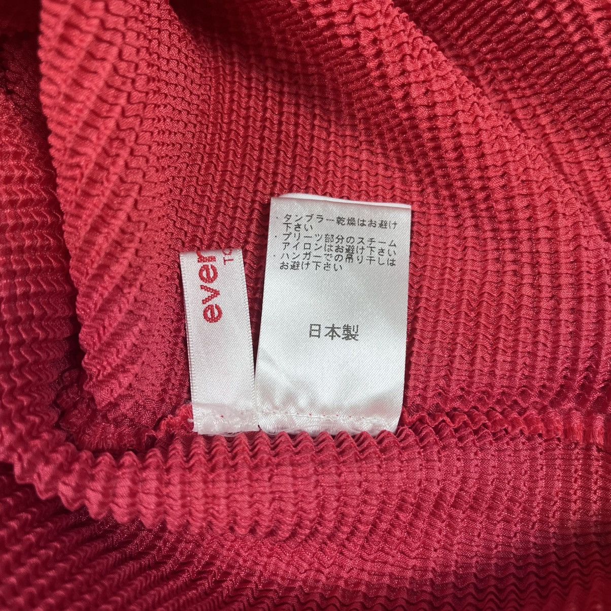 Japanese Brand Pleats Please Style Pleated Tops Size M / US 6-8 / IT 42-44 - 11 Thumbnail