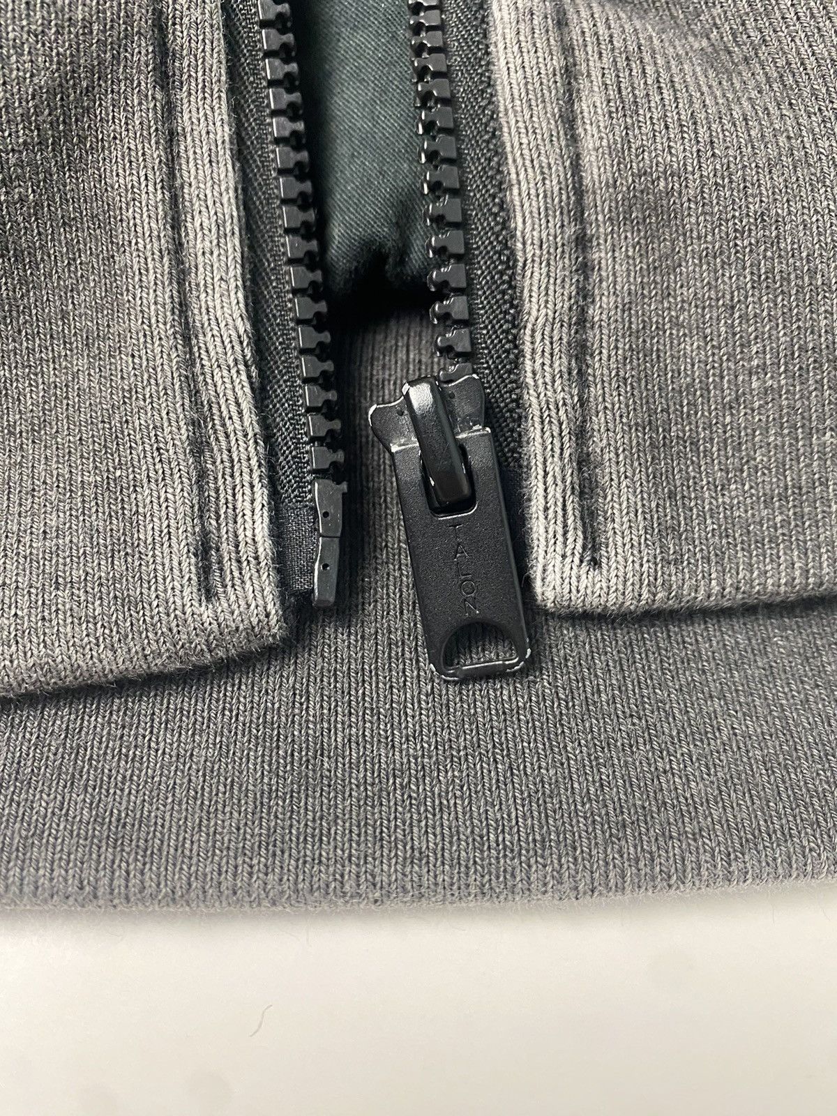 Yeezy Yeezy Season 4 Bomber Canvas Jacket Grey Small Made In Italy Size US S / EU 44-46 / 1 - 9 Thumbnail