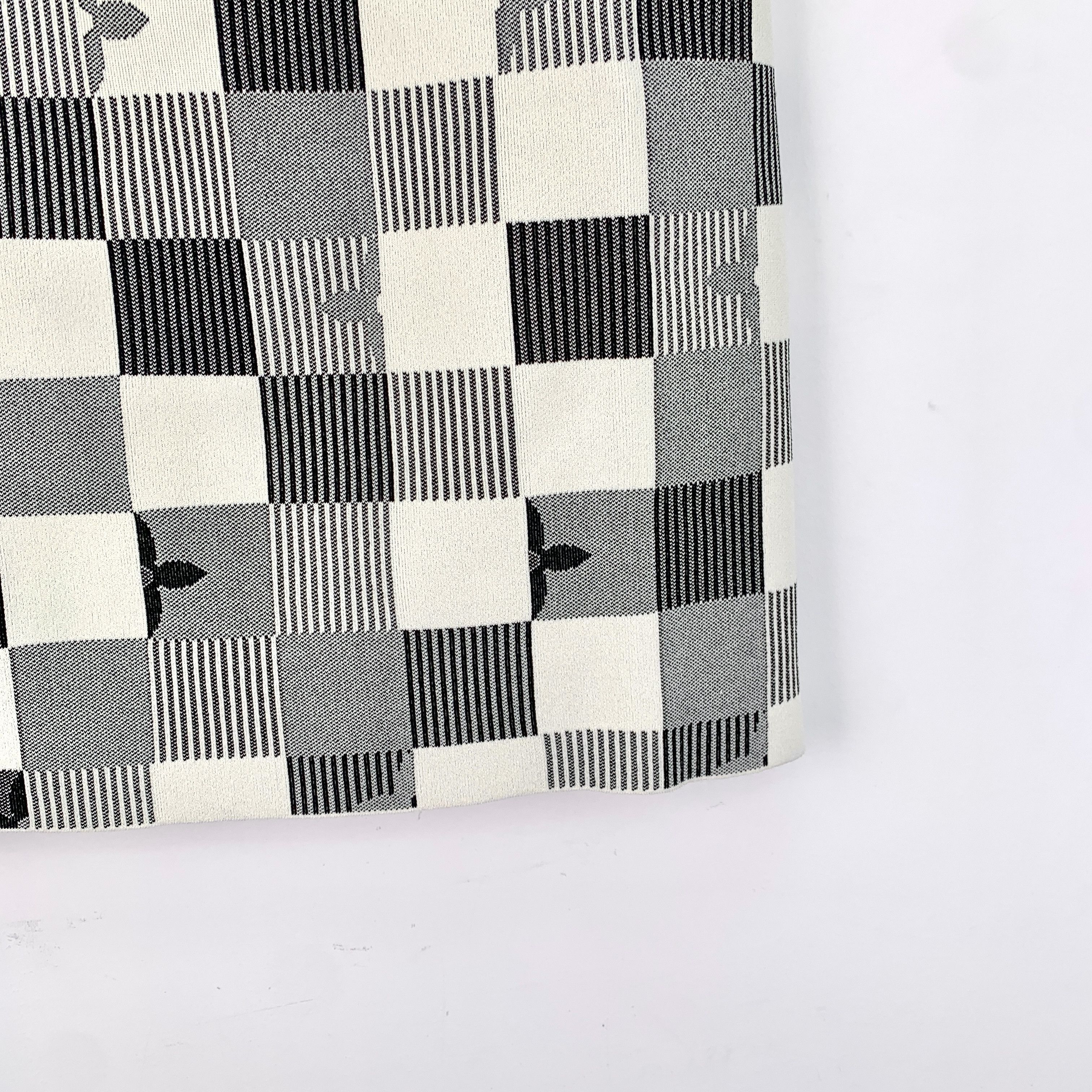 Louis Vuitton Louis Vuitton Skirt – Colorblock Damier Logo (Size XS) Size 26" / US 2 / IT 38 - 6 Thumbnail
