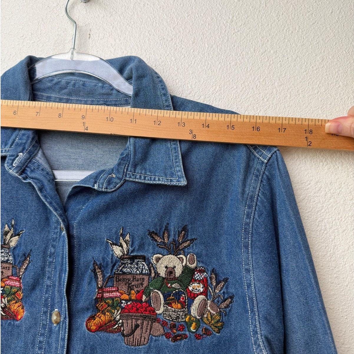 Cabin Creek Cabin Creek Vintage Denim Embroidered Teddy Bear Shirt PL Size L / US 10 / IT 46 - 13 Thumbnail