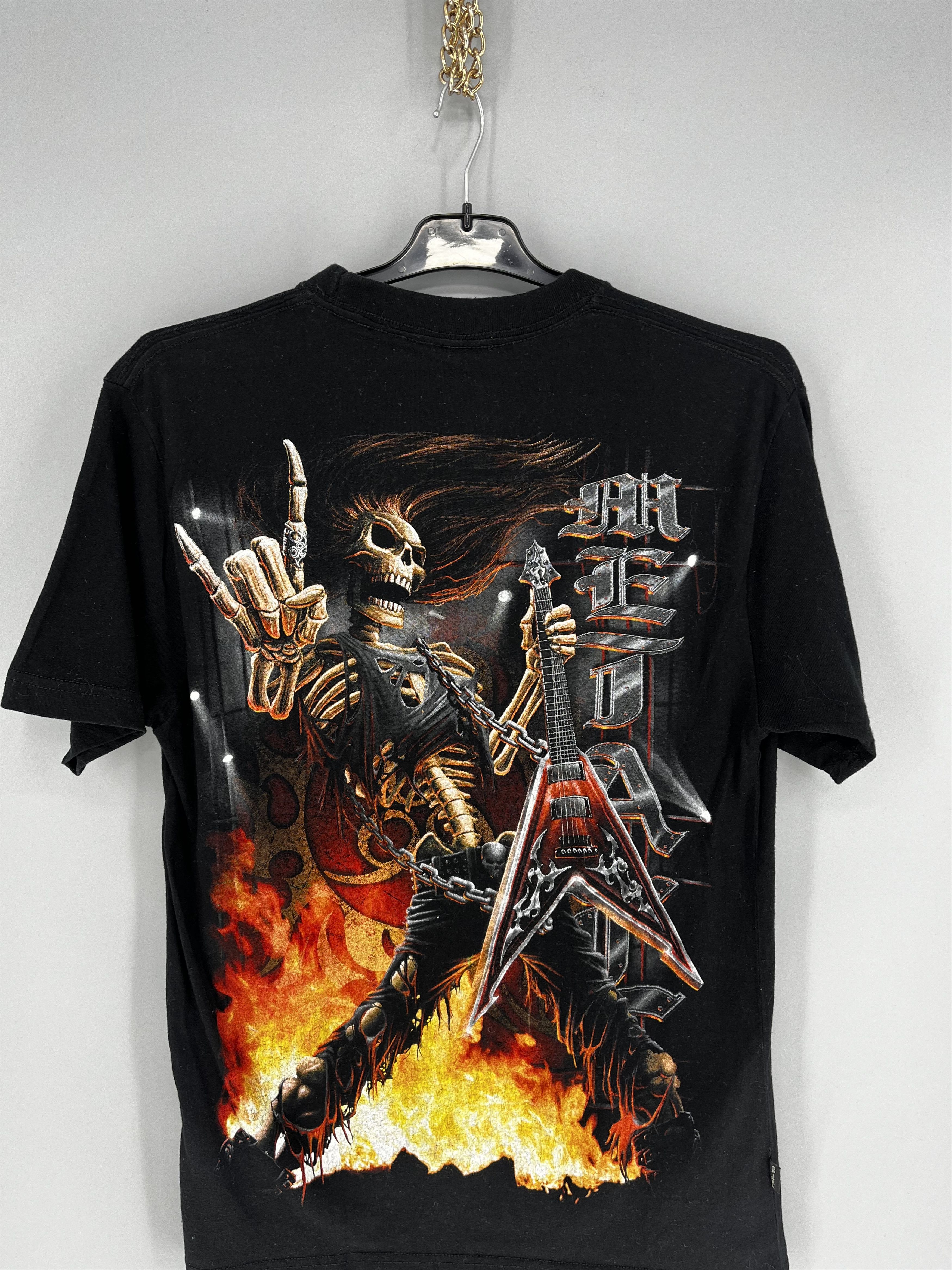 Band Tees VINTAGE GOTHIC SPIRAL SKULL Y2K GRUNGE PUNK ROCK Size US M / EU 48-50 / 2 - 14 Thumbnail