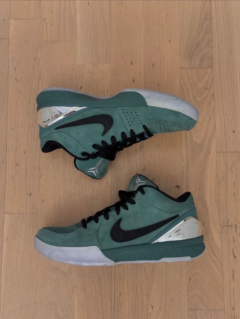 Nike Zoom Kobe 4 Protro ‘Girl Dad’ Size US 7 / EU 40 - 1 Thumbnail