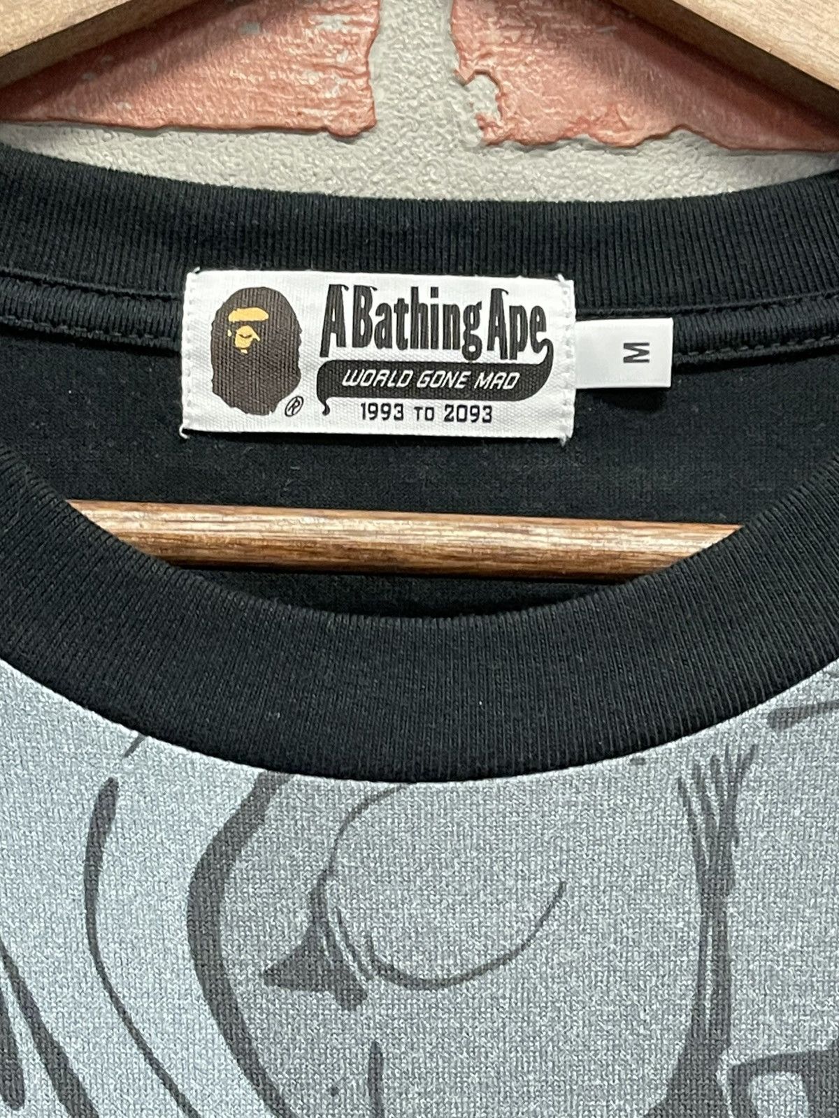Bape Size M - Bape x DC Comics Batman Brand New! Size US M / EU 48-50 / 2 - 5 Thumbnail