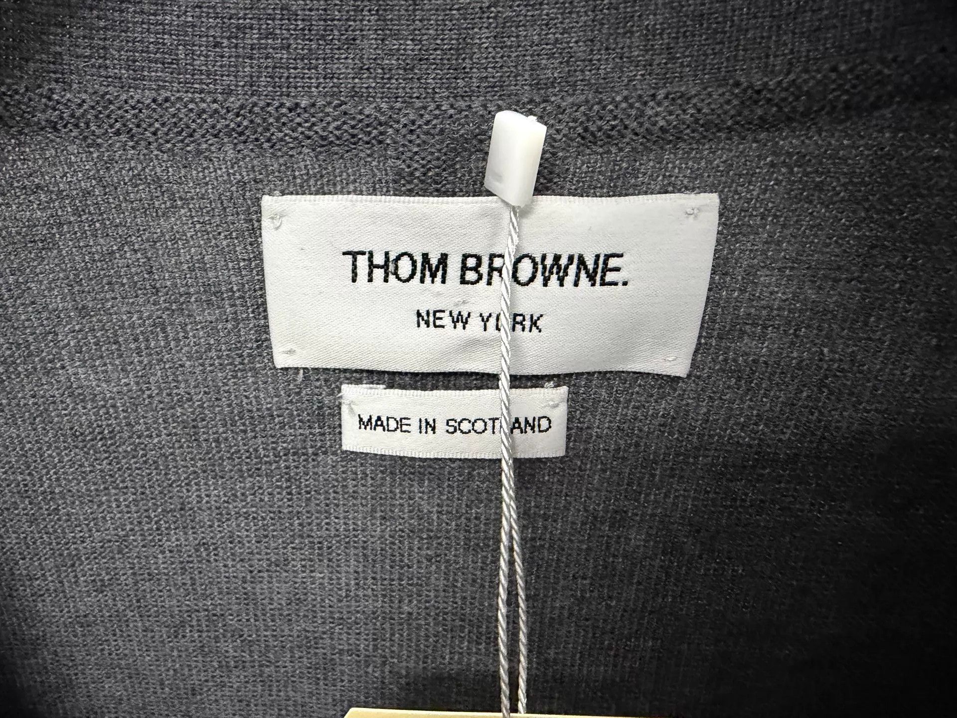 Thom Browne Thom Browne 4-Bar Wool Cardigan Dark Gray Size 3 Size US L / EU 52-54 / 3 - 3 Thumbnail