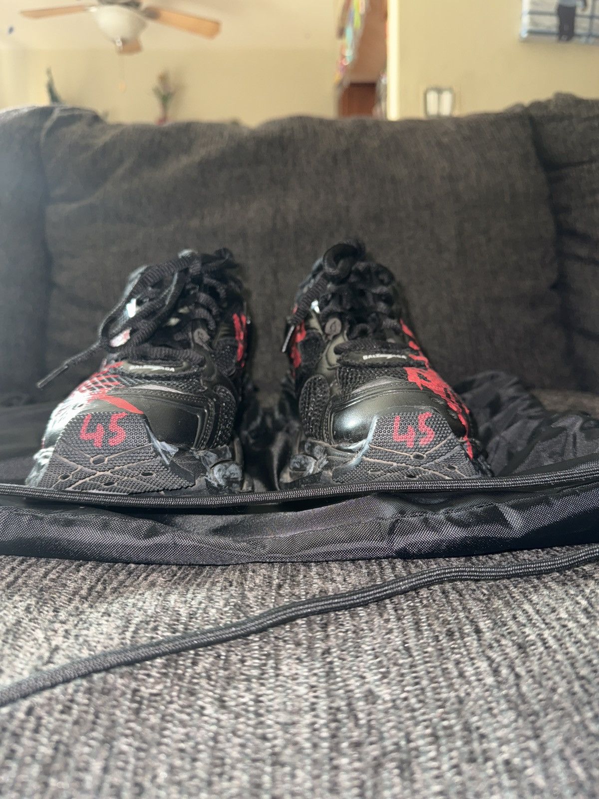 Balenciaga BALENCIAGA GRAFFITI RUNNERS Size US 12 / EU 45 - 3 Thumbnail