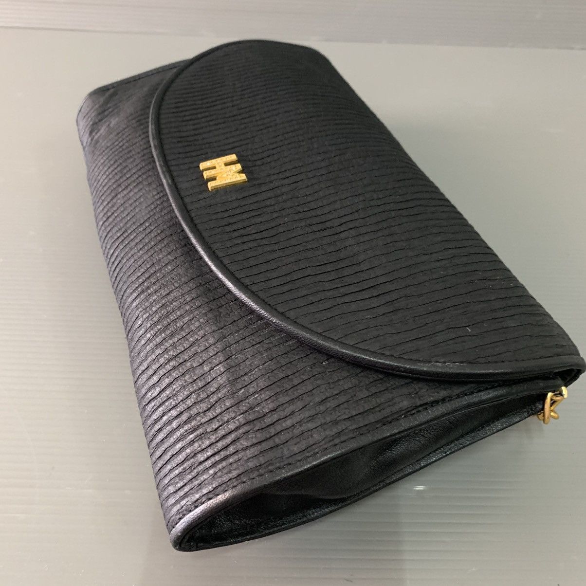 Hanae Mori 🔥‼️FAST SALE‼️🔥Authentic Hanae Mori Leather Chain Shoulder Bag Size ONE SIZE - 4 Thumbnail