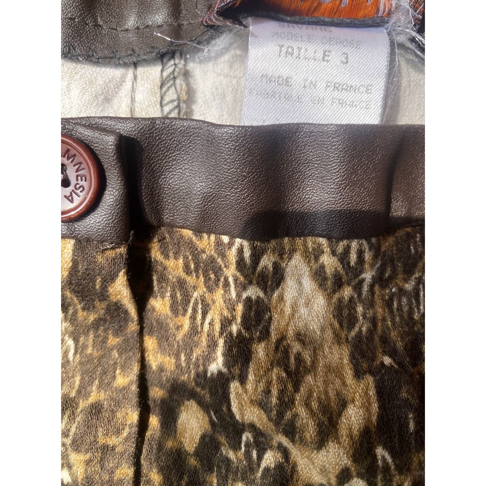 Vintage VINTAGE Amnesia Designer Jeans Flare Pants Women's Size 3 Brown Animal Print Reptile 32 Inseam France Women Size 26" / US 2 / IT 38 - 3 Thumbnail