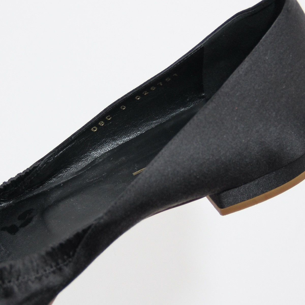Chanel Chanel Camiellia Ballet Flat Size US 10 / IT 40 - 10 Thumbnail