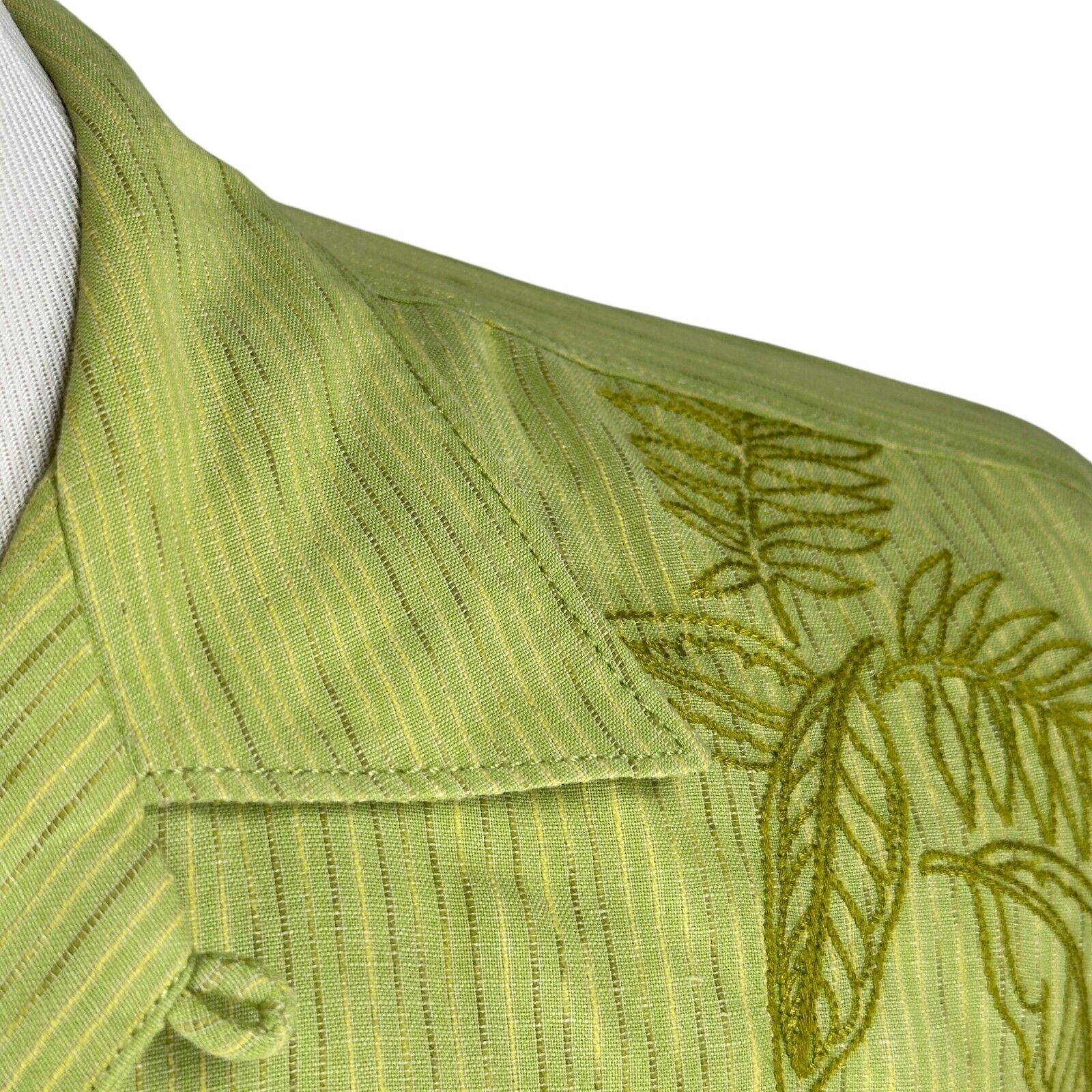 Tommy Bahama Tommy Bahama Shirts Men Large Green Floral Short Sleeve Size US L / EU 52-54 / 3 - 3 Thumbnail