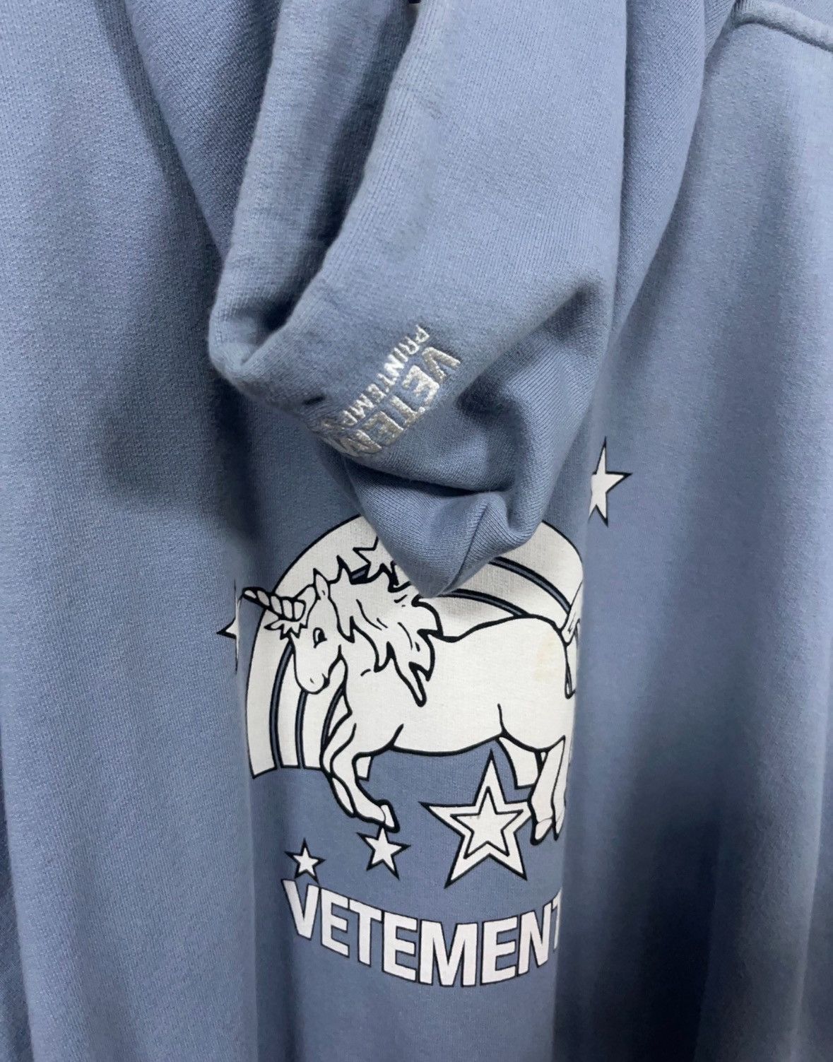 Vetements Vetements 2018 Unicorn Hoodie 2408-Nextarrow Size US XS / EU 42 / 0 - 3 Thumbnail
