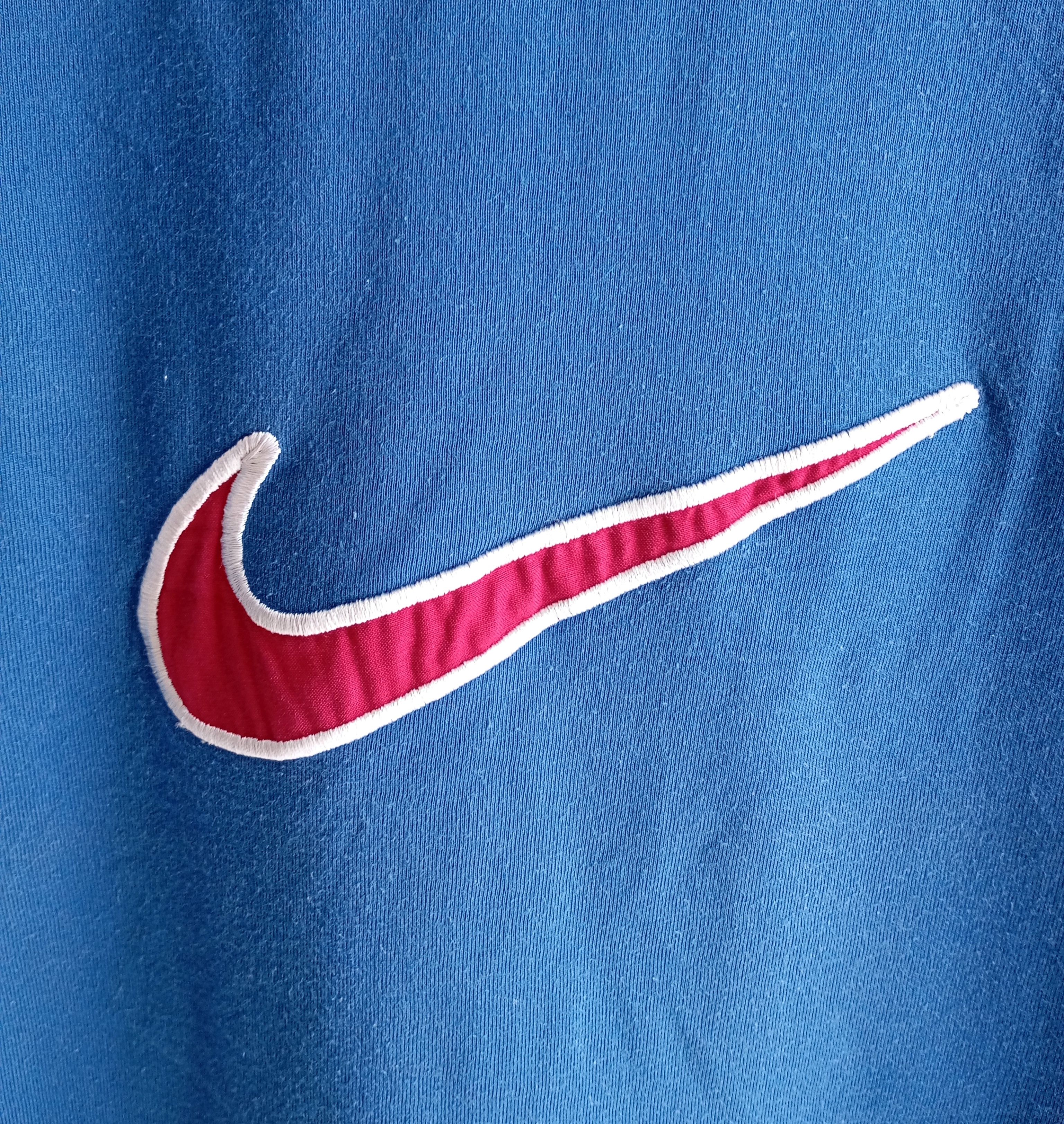 Nike × Vintage Nike Big Embroidered Logo Y2K Swoosh T-Shirt Size US M / EU 48-50 / 2 - 9 Thumbnail