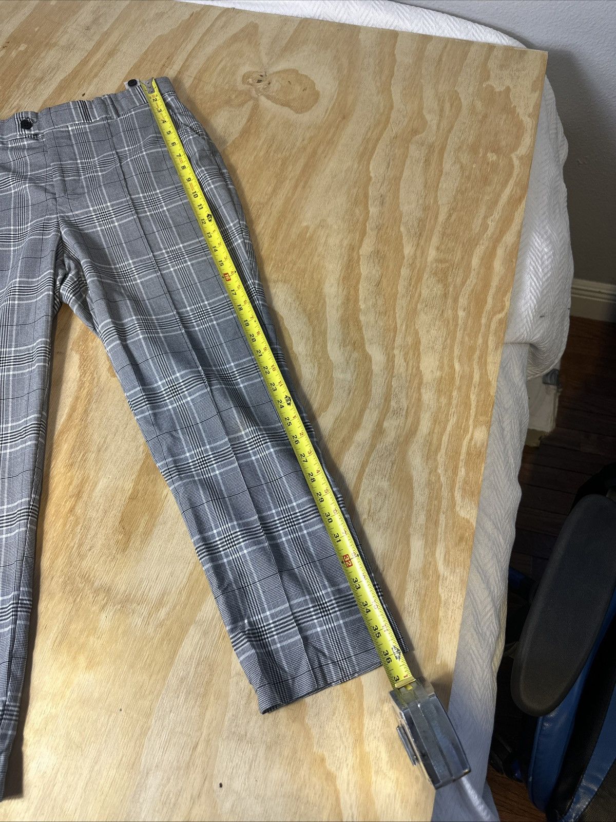 Boohoo Mens Grey White Black Plaid Dress Pants US 32 Size US 32 / EU 48 - 6 Thumbnail
