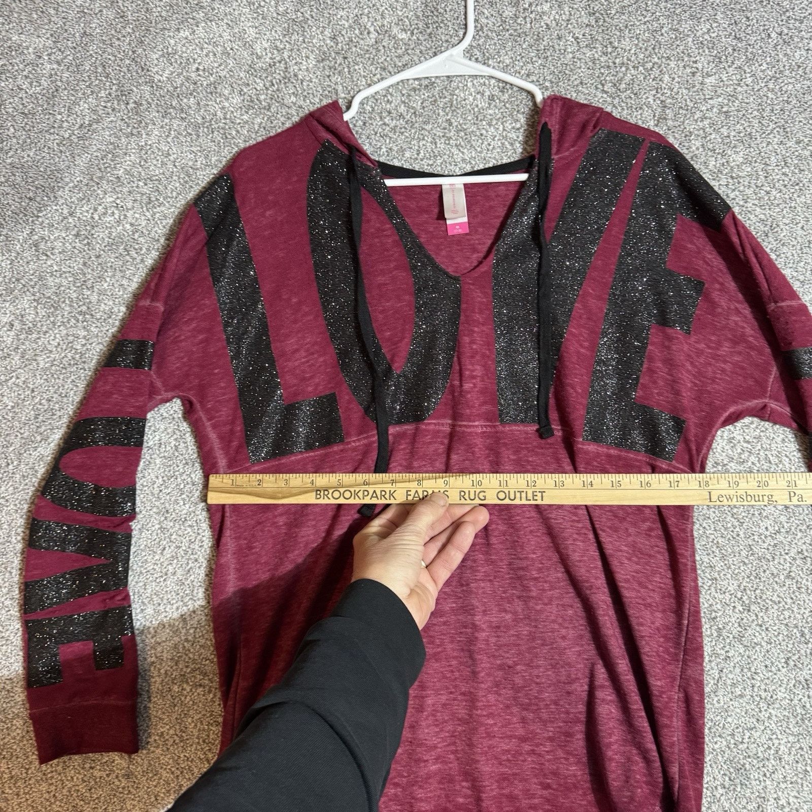 Other No Boundaries Hoodie Womens M Sparkly Shirttail Sweatshirt Size M / US 6-8 / IT 42-44 - 3 Thumbnail