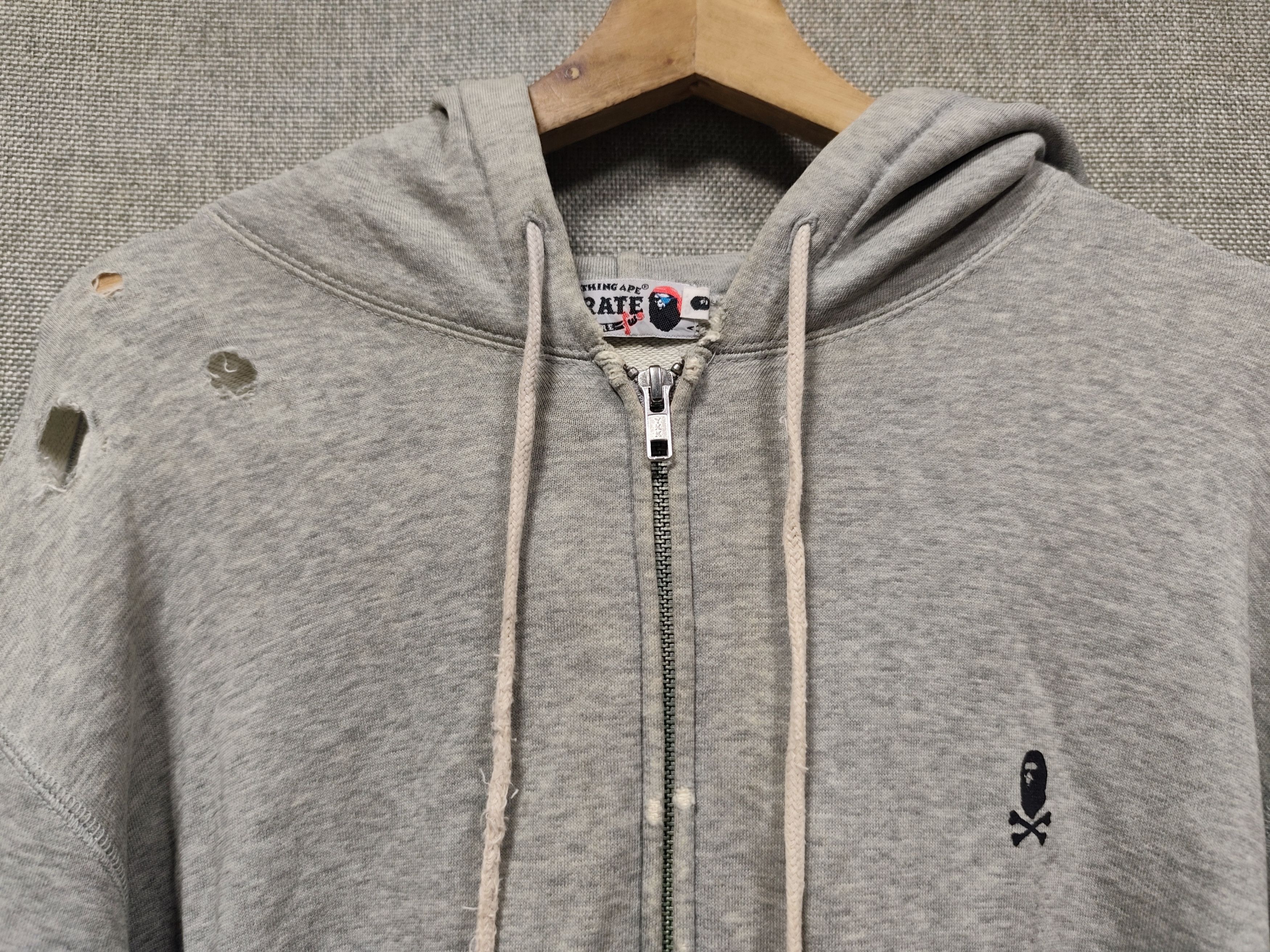 Bape Vintage bape pirate hoodie distressed Size US M / EU 48-50 / 2 - 4 Thumbnail
