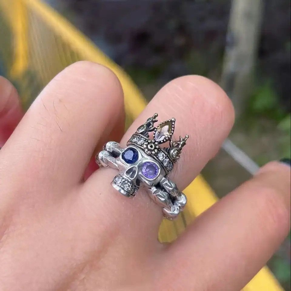 Jewelry × Vintage Vintage Gothic Blue Purple Zircon Crown Skull Ring Size ONE SIZE - 1 Thumbnail