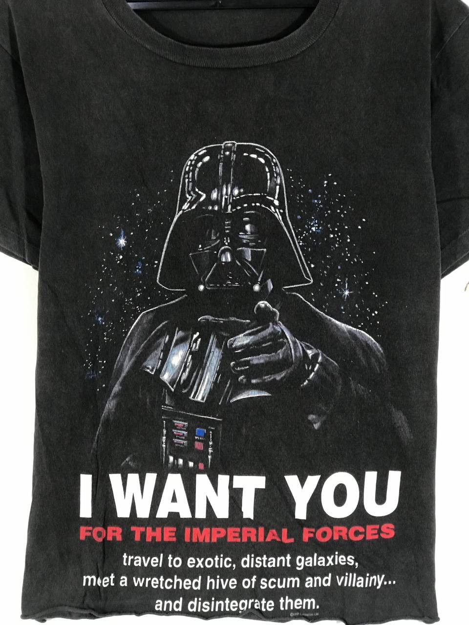 Vintage Vintage 1996 Star Wars movie darth vader Size US M / EU 48-50 / 2 - 3 Thumbnail