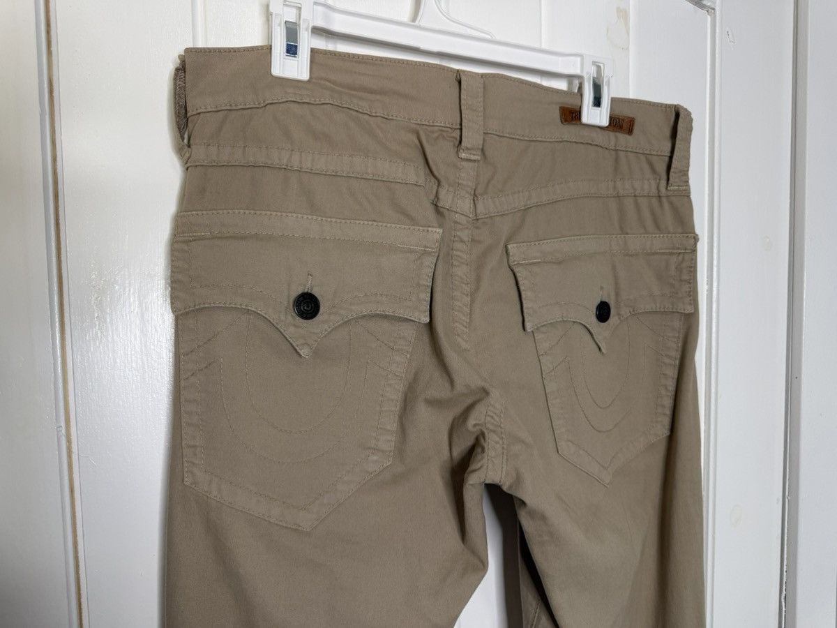 True Religion True Religion Khaki/Beige Pants Size/33 Size US 33 - 4 Thumbnail