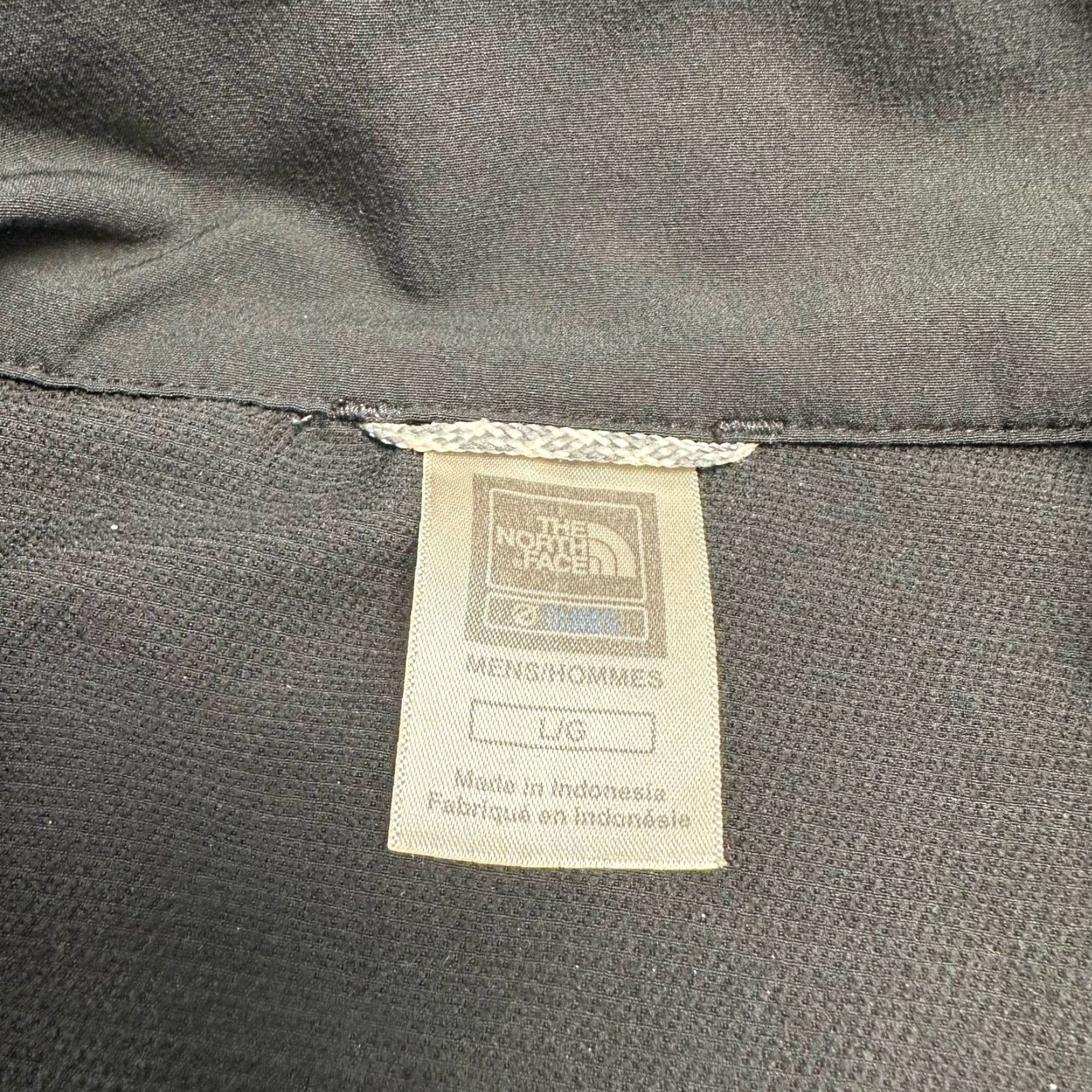 The North Face VINTAGE The North Face Black Mens L Flight Series Full Zip Jacket vented windbreaker Size US L / EU 52-54 / 3 - 3 Thumbnail